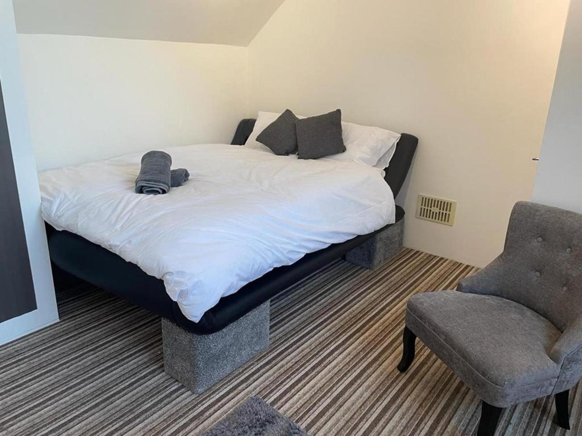 Royal Tunbridge Wells Vacations - Remarkable 1-Bed Apartment in Tunbridge Wells - Property Image 1