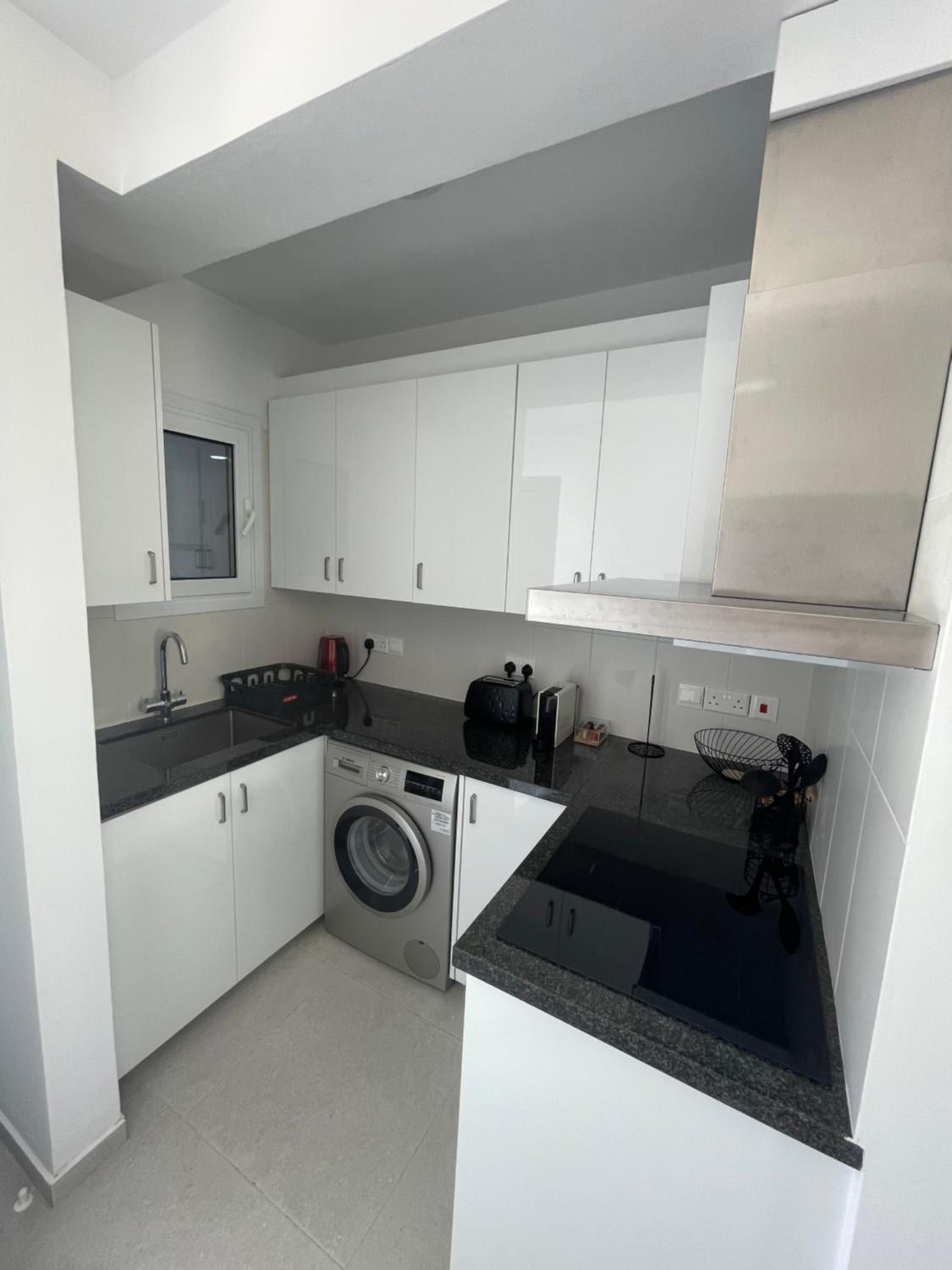 Lovely 2-bedroom apartment, newly renovated