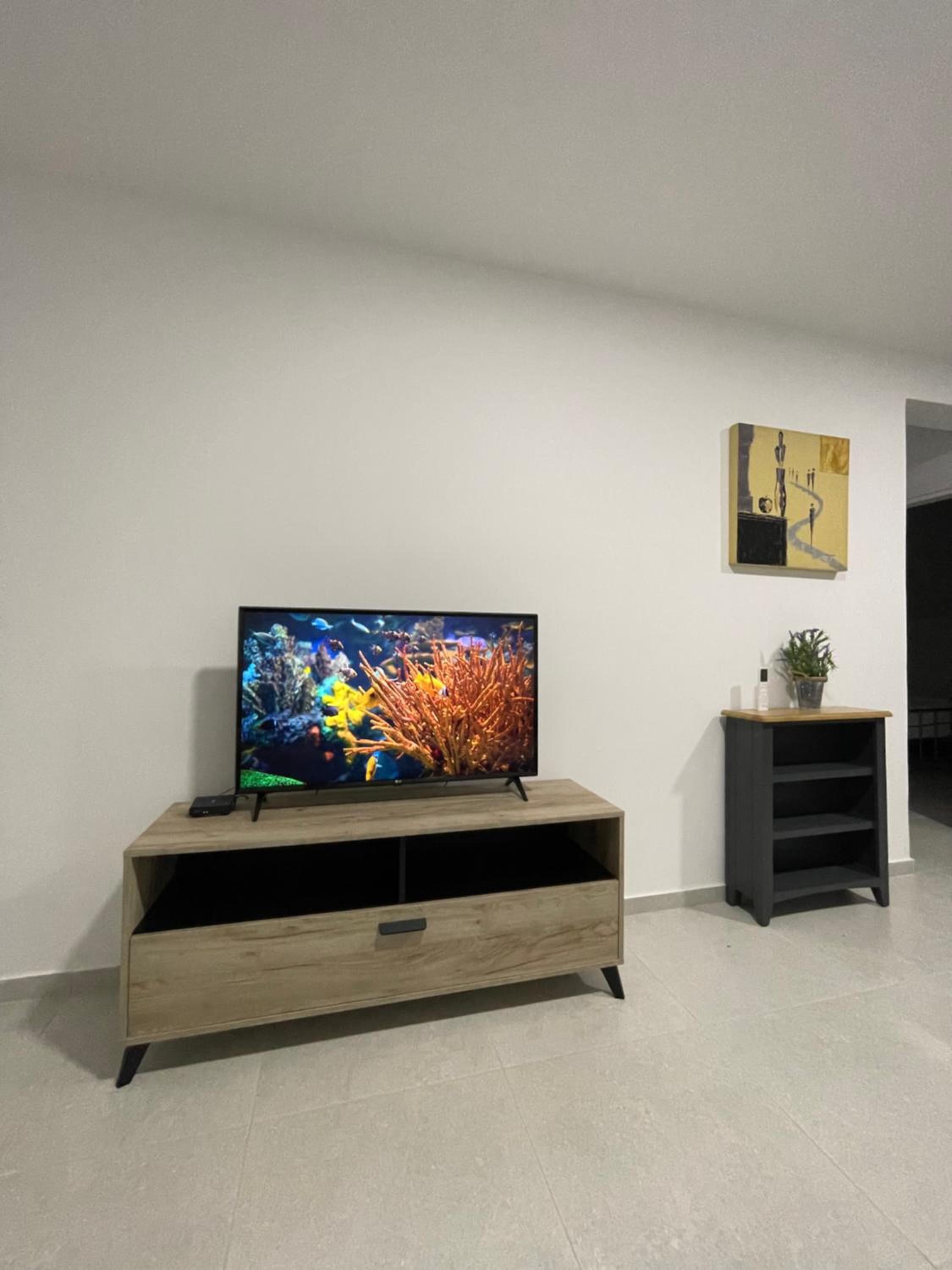 Lovely 2-bedroom apartment, newly renovated