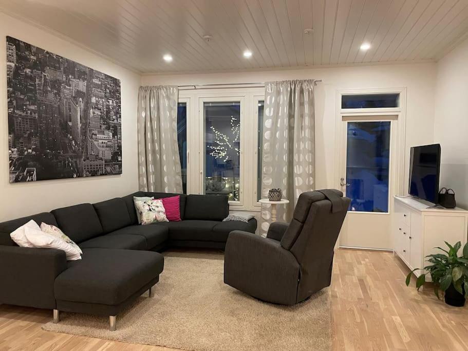 Modern 6-bedroom villa near Tampere city view 5