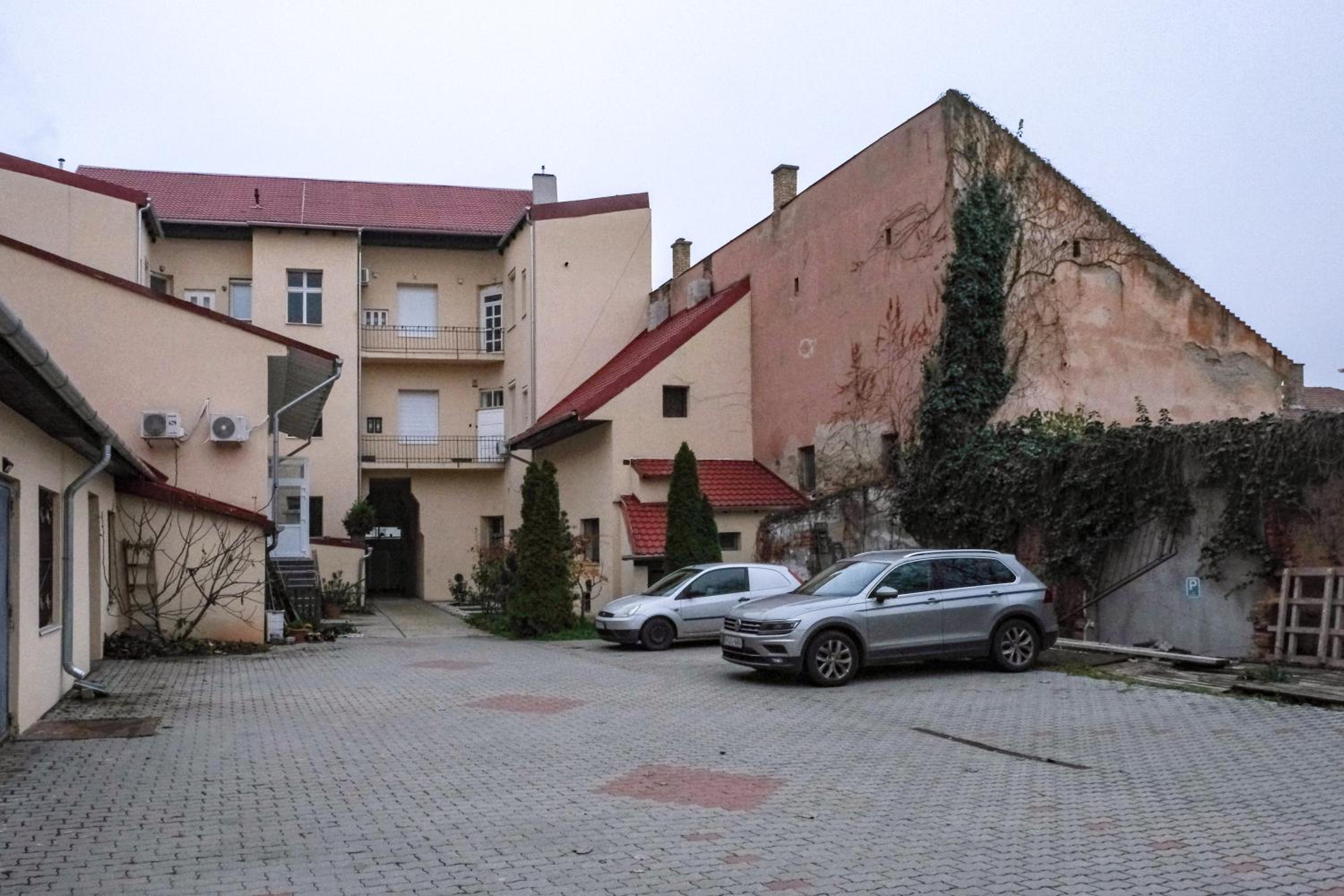 Photo 29