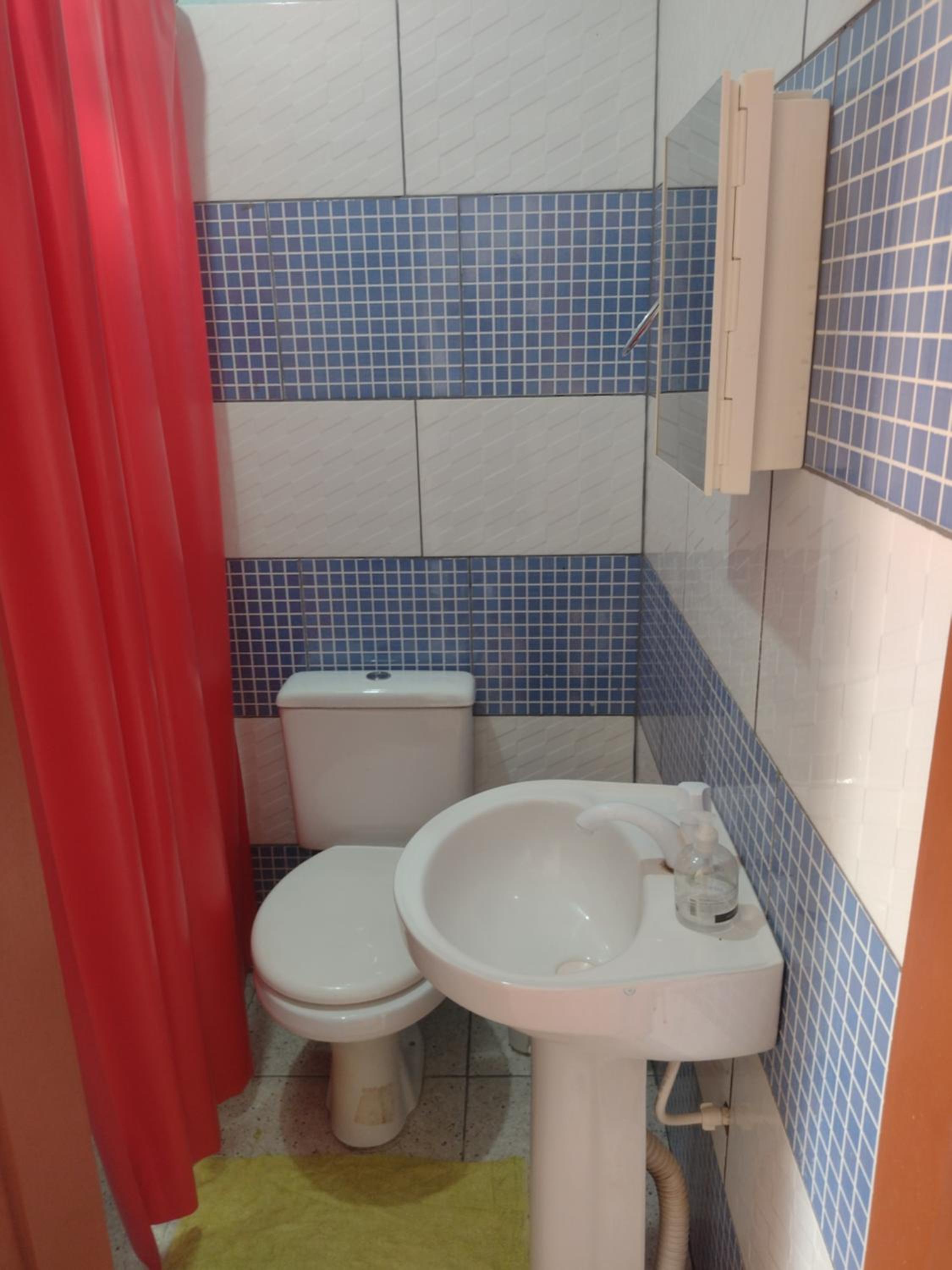 Pousada Sombra do Jambeiro en Alter do Chao — bathroom