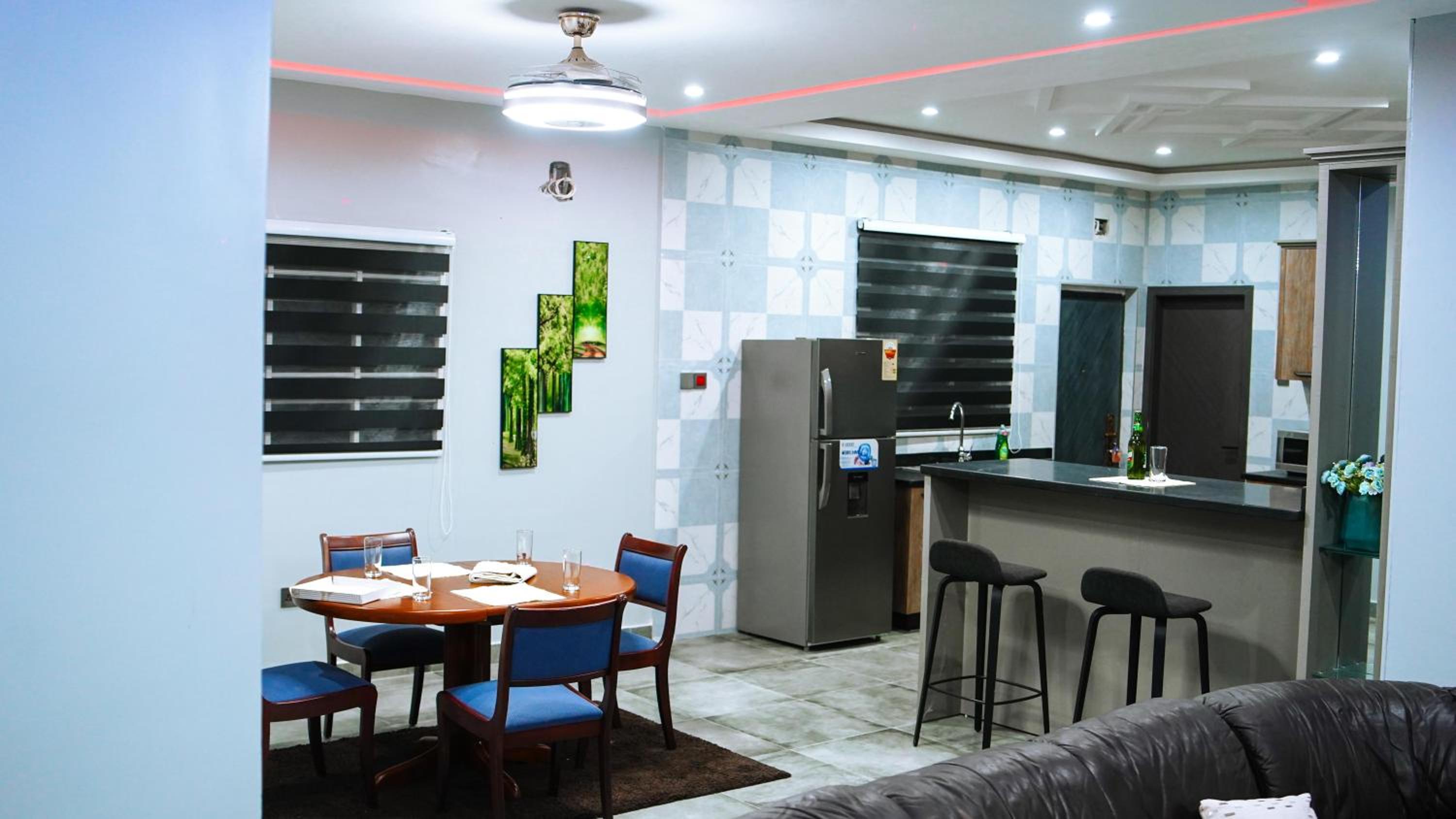 Immaculate 3-Bed Apartment in Accra view 5