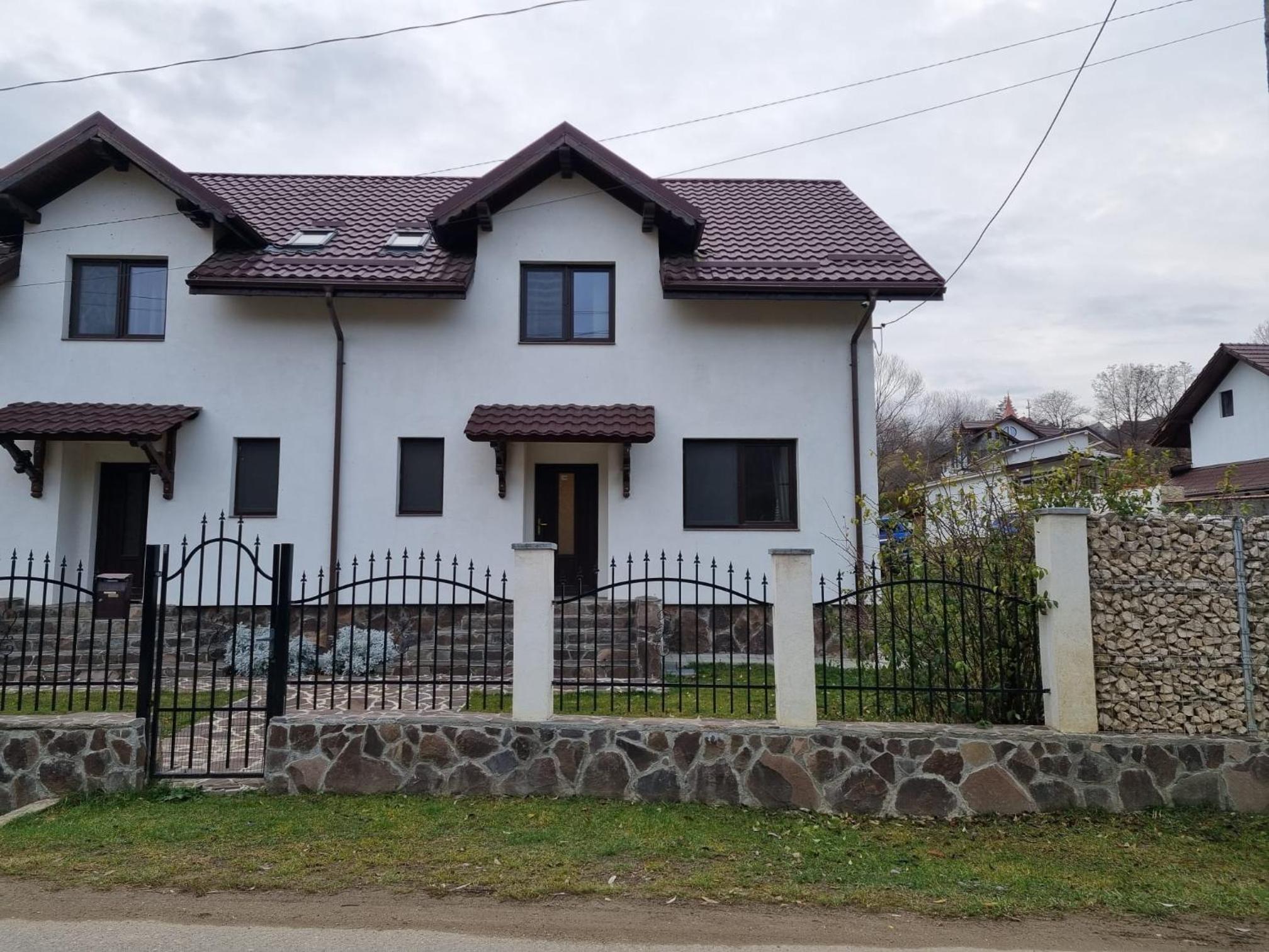 Casa din vale