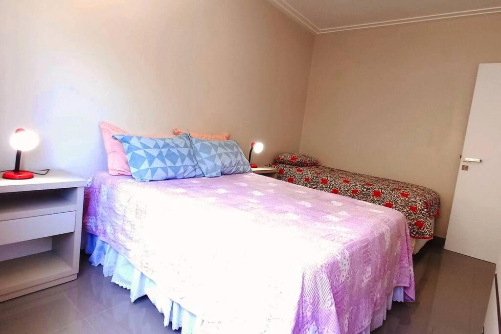 Casa Com Três Dormitórios Pertinho Do Mar Em Capão Da Canoa