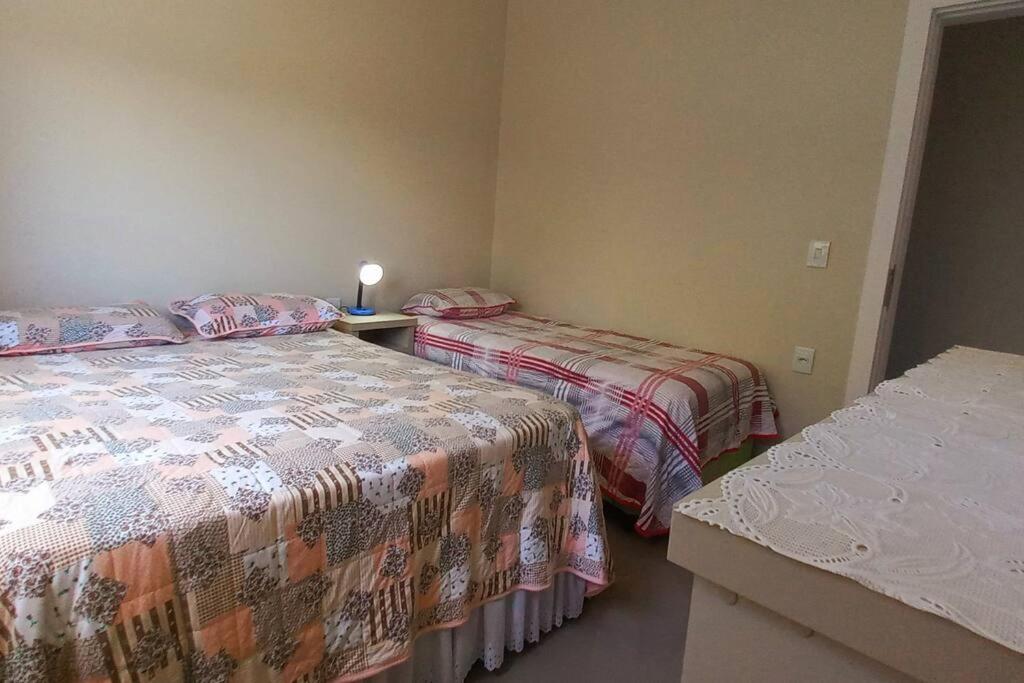 Casa Com Três Dormitórios Pertinho Do Mar Em Capão Da Canoa