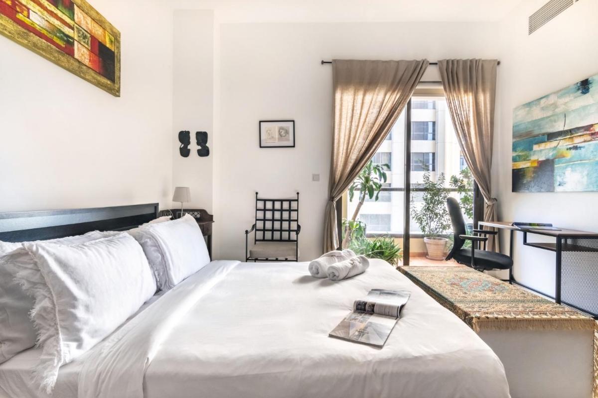 Breathtaking sea view, beachfront apartment, 2 bedrooms
