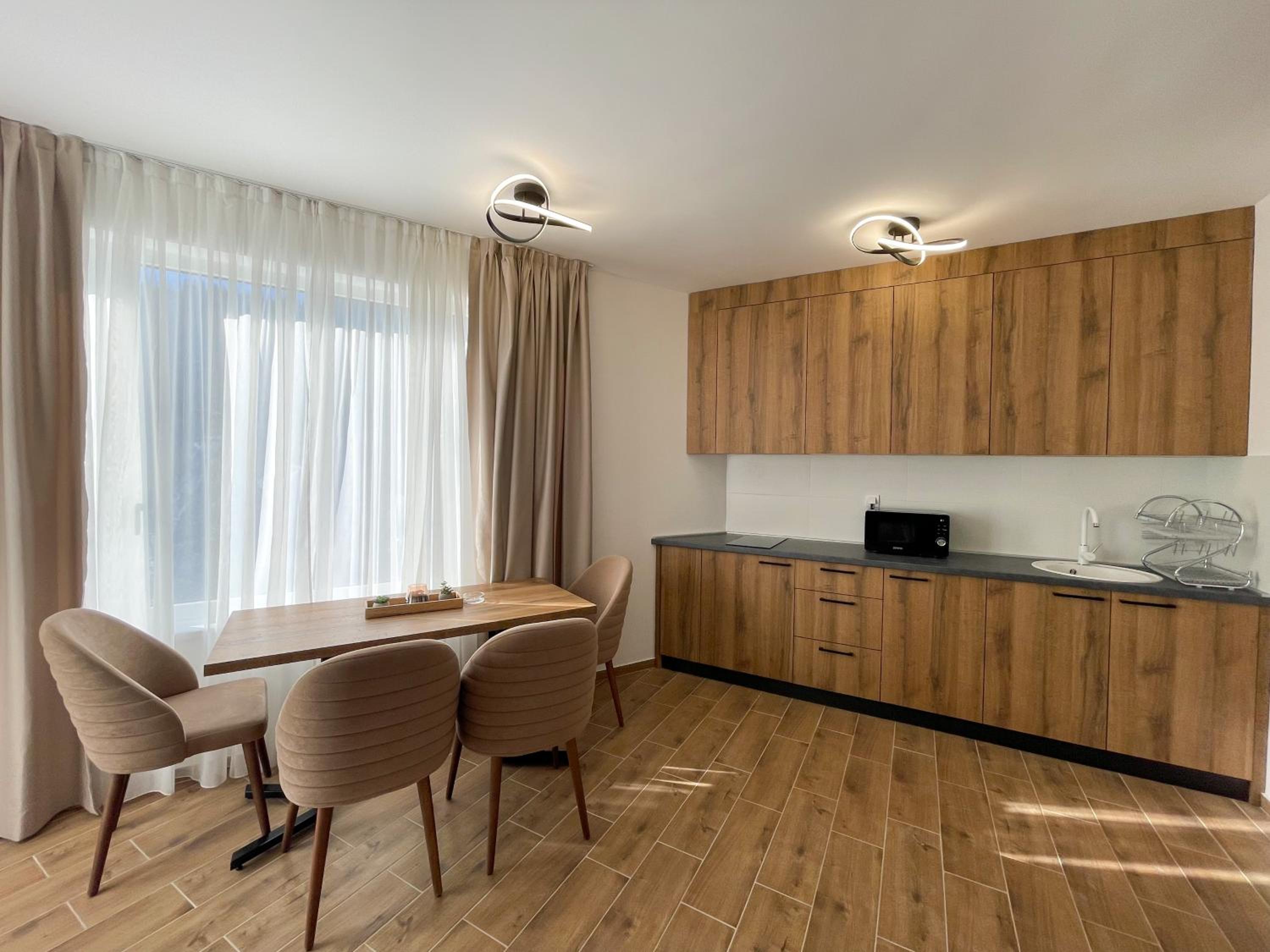 Nivalis Hill 10