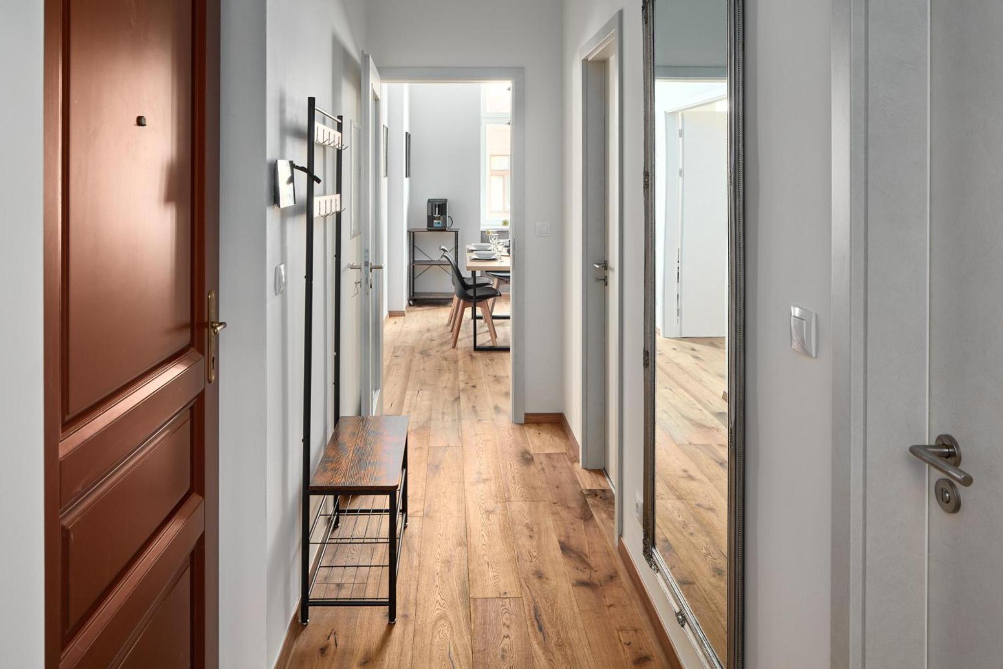 Prague Days - One-bedroom Apartment with Workspace by Vltava River in Smíchov