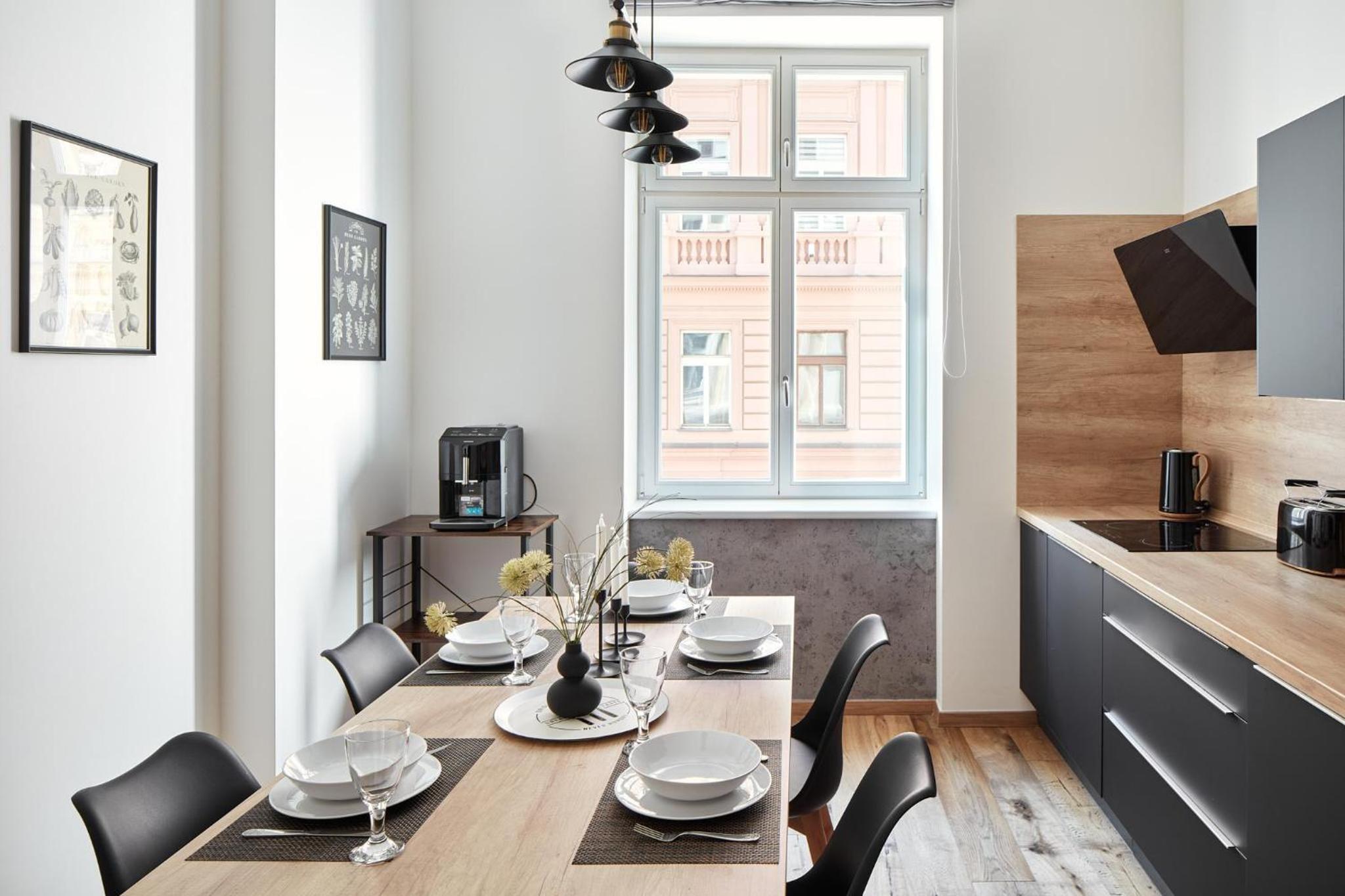 Prague Days - One-bedroom Apartment with Workspace by Vltava River in Smíchov