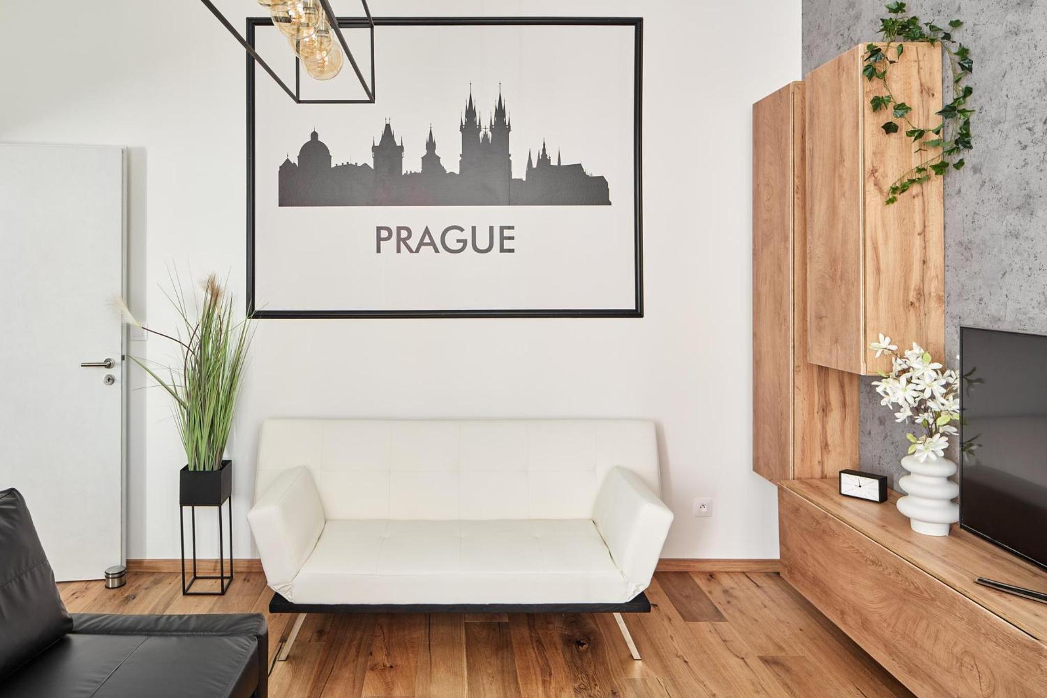 Prague Days - One-bedroom Apartment with Workspace by Vltava River in Smíchov