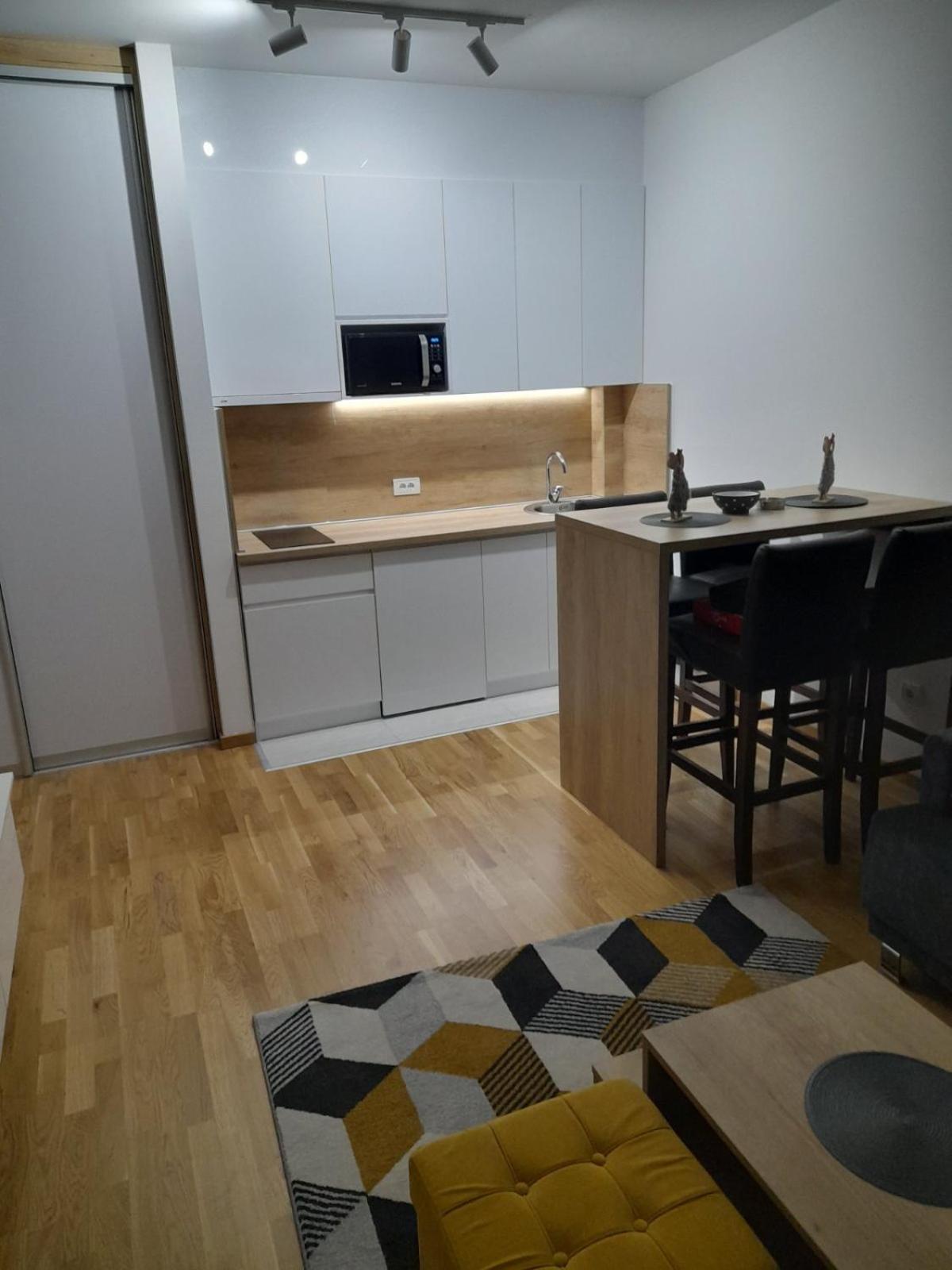 Vila Zlatna Gora apartman 03 view 5