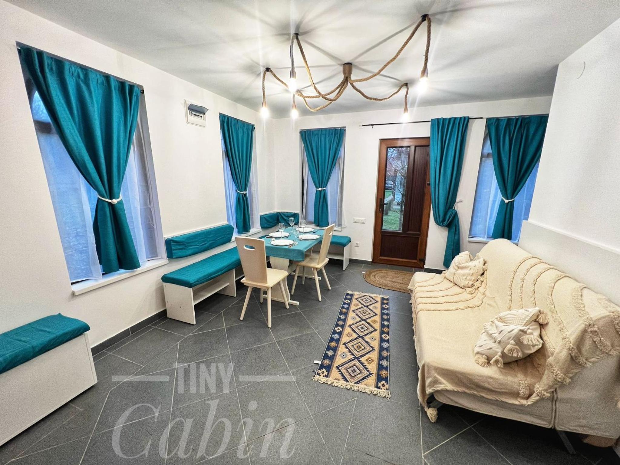 TINY CABIN