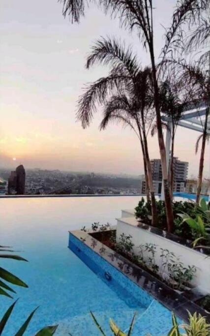 Lovely Studio apartment 1-bedroom with small kitchen and pool view 5