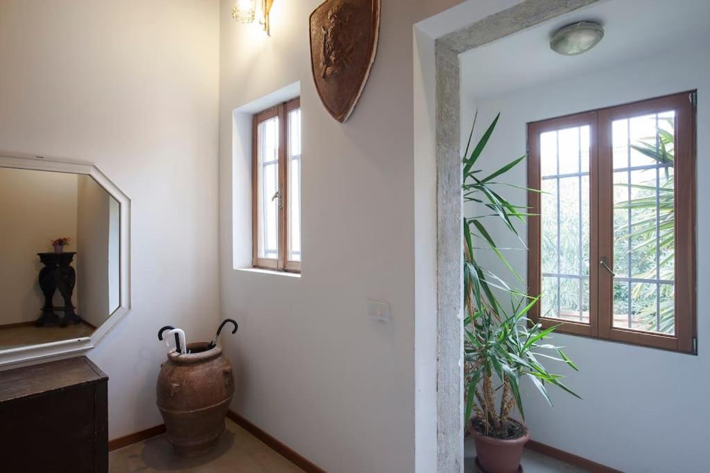 Bauhaus Venice Apartment