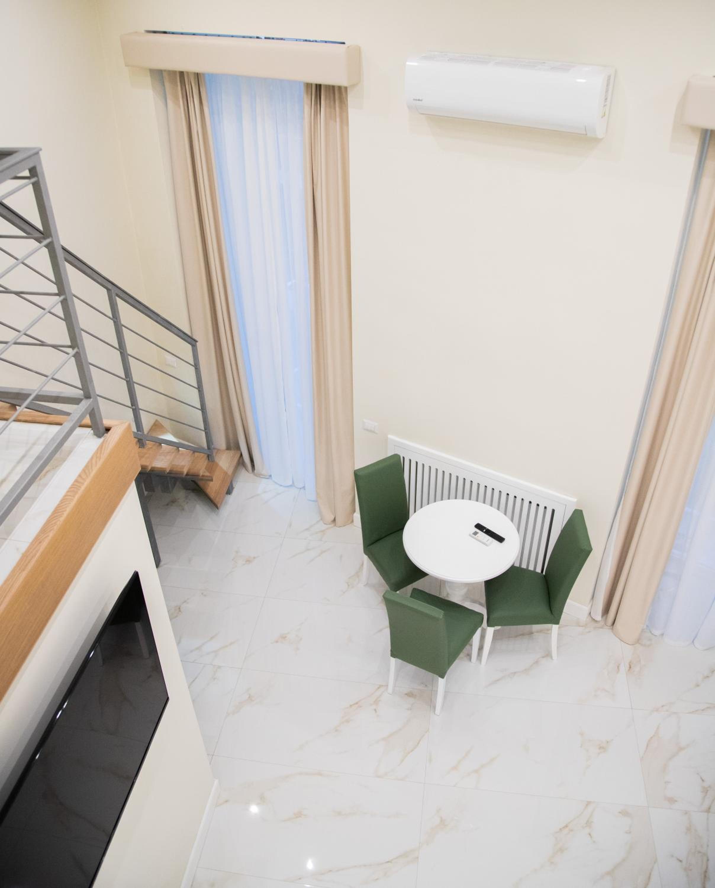 Gentile Suite Centro Storico en Naples — hotel room