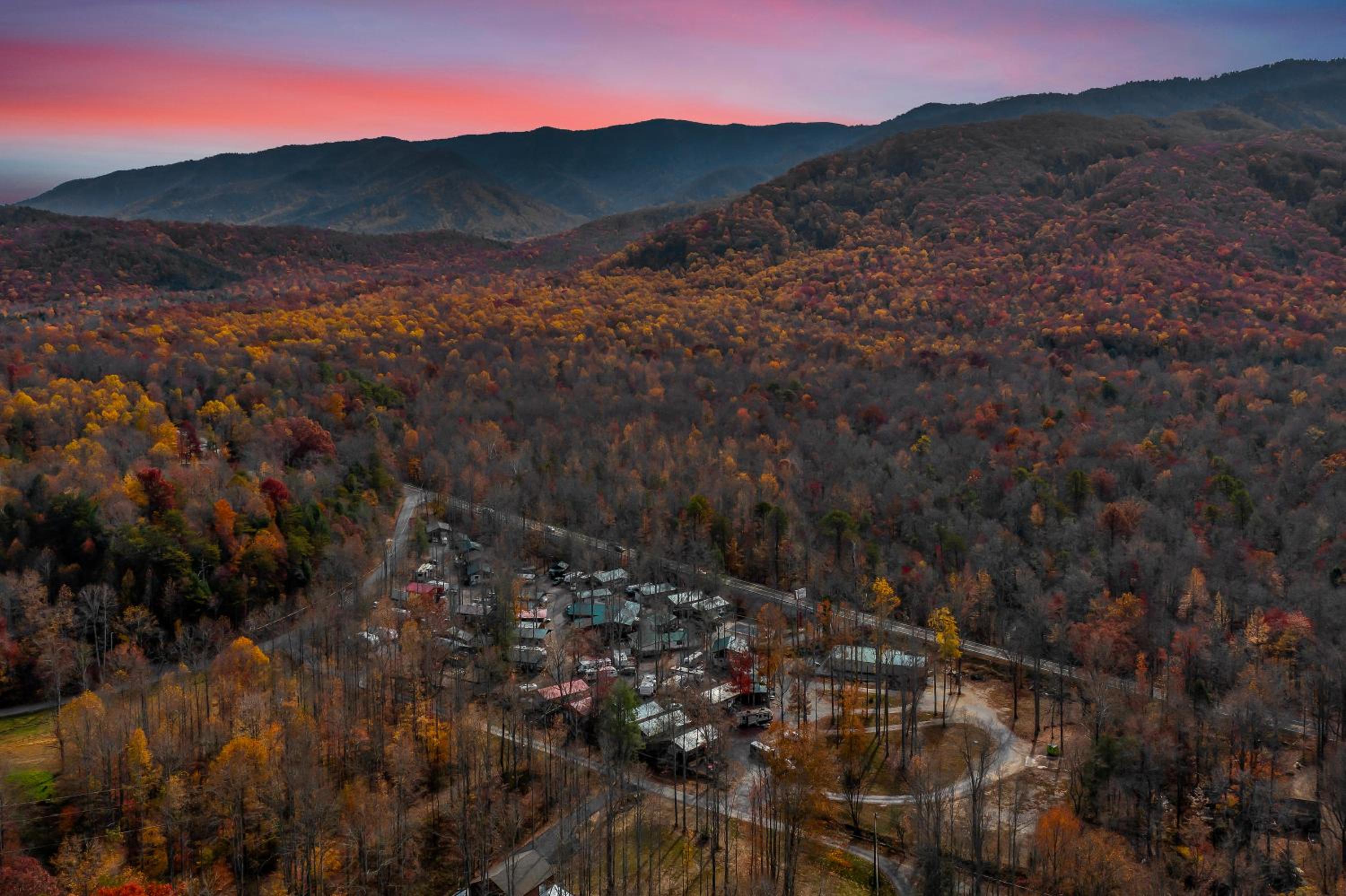 Arrow Creek Camp and Cabins