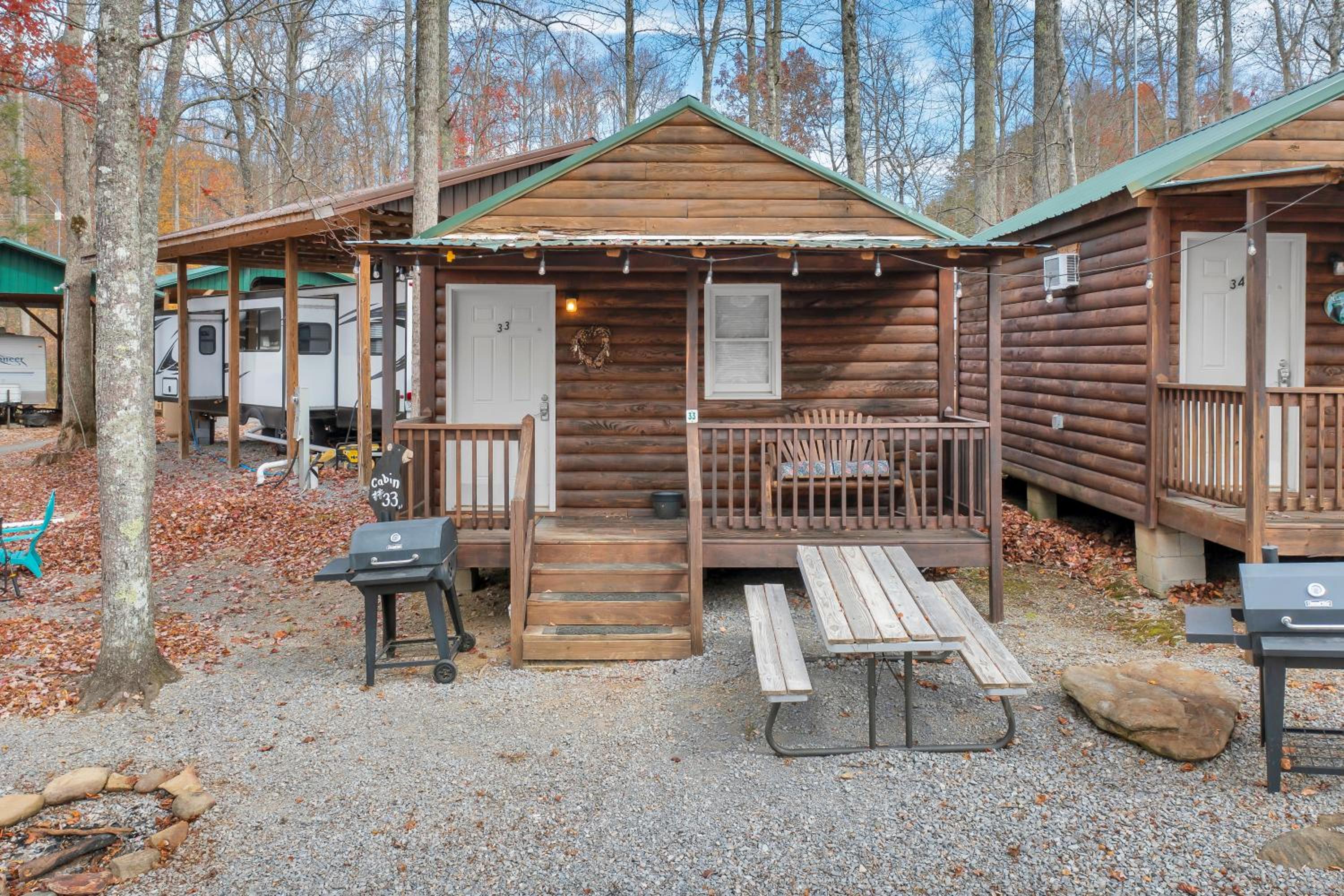 Arrow Creek Camp and Cabins