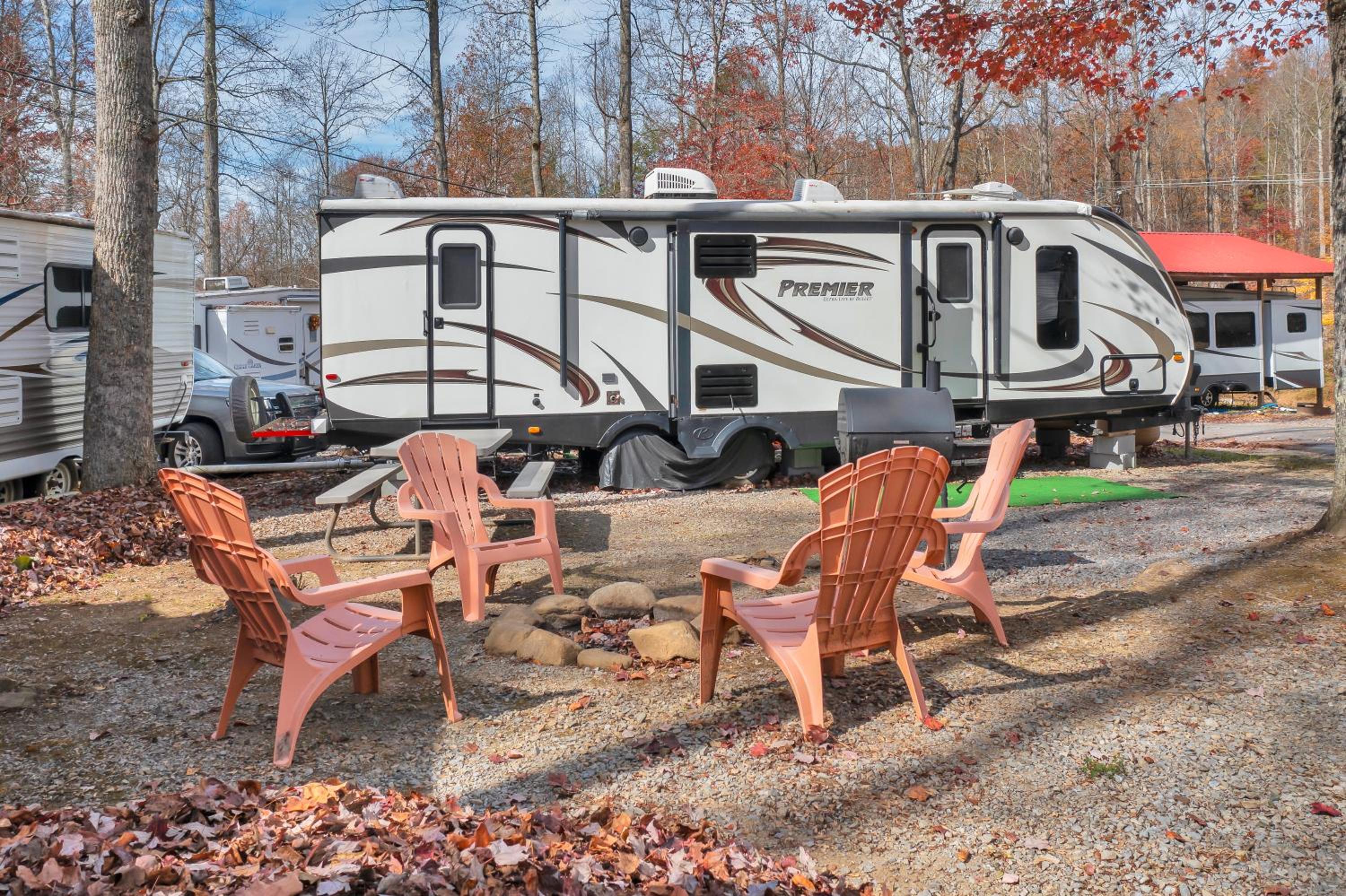 Arrow Creek Camp and Cabins