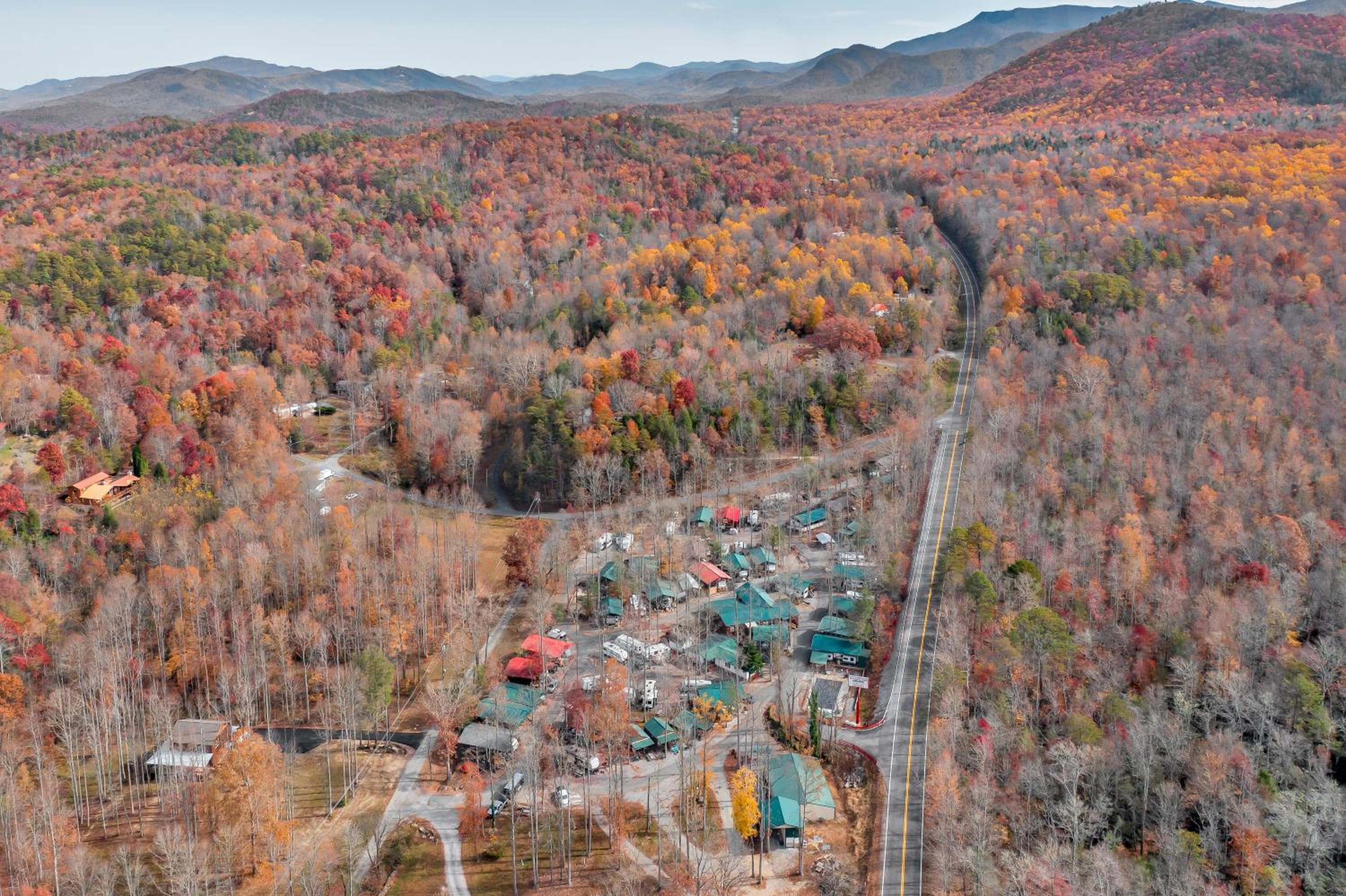 Arrow Creek Camp and Cabins