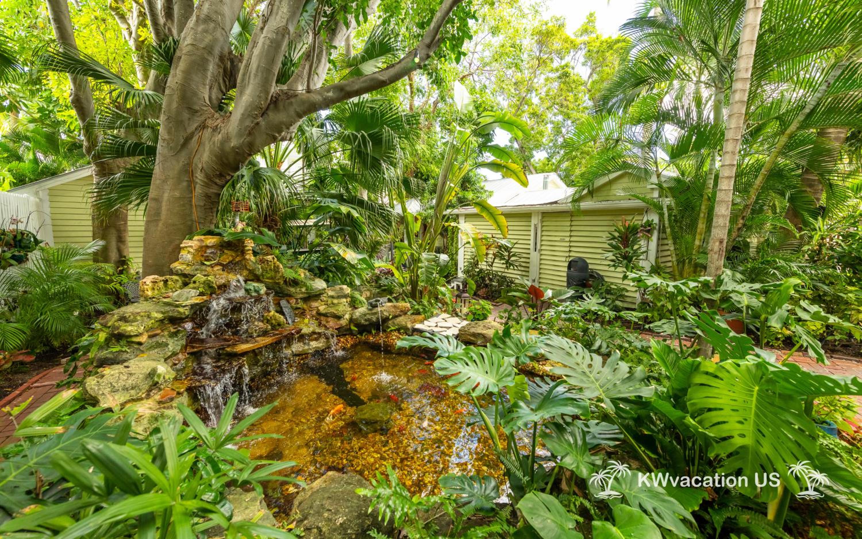 Orchid Bay Condo - Pool - Old Town - Walk to Duval