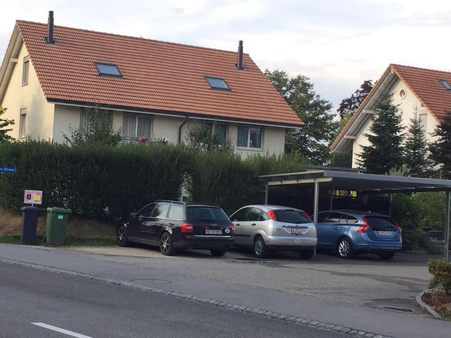 Beautiful house with free parking on premise