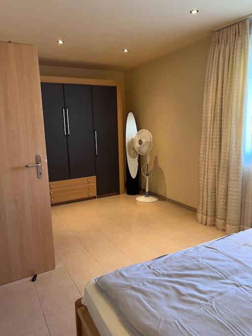 Beautiful house with free parking on premise