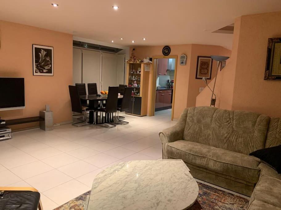 Beautiful house with free parking on premise