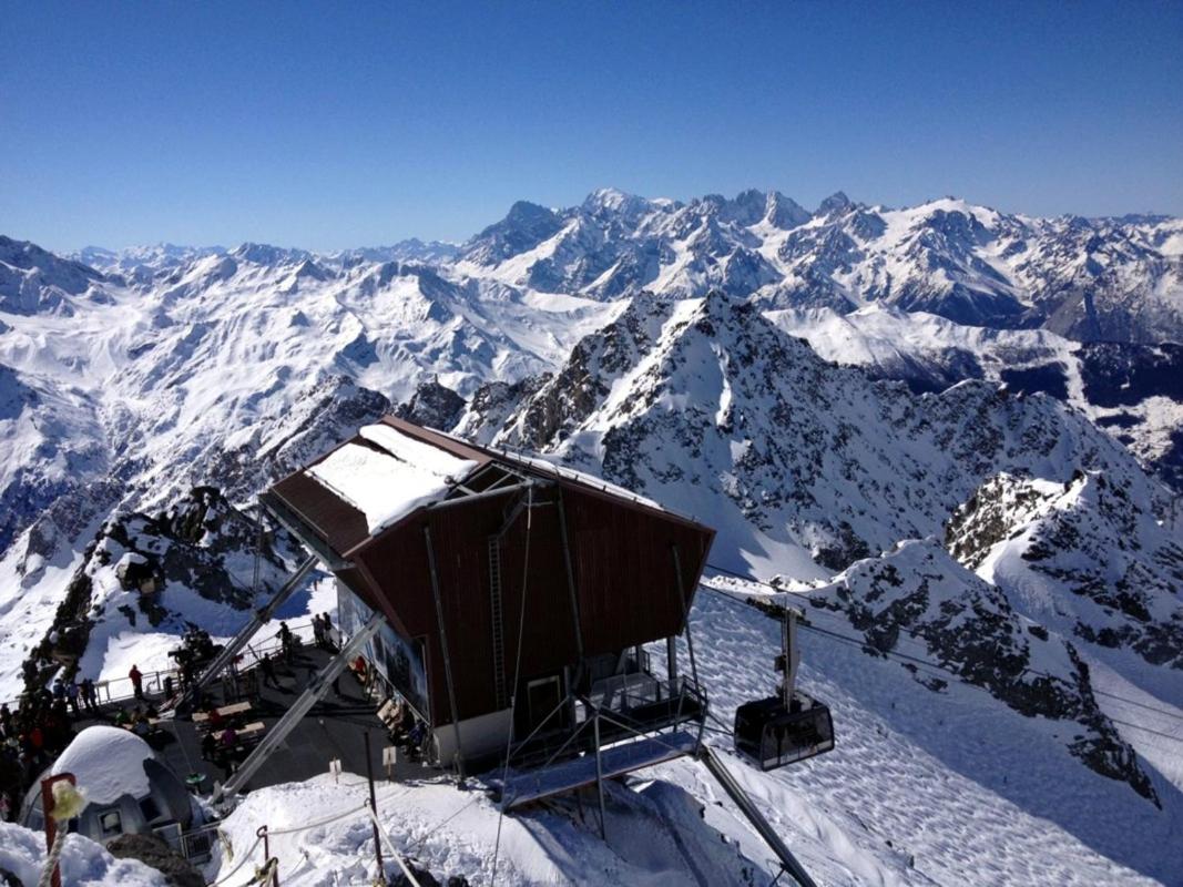 Cosy studio for 4 near ski lift, MELEZES K22