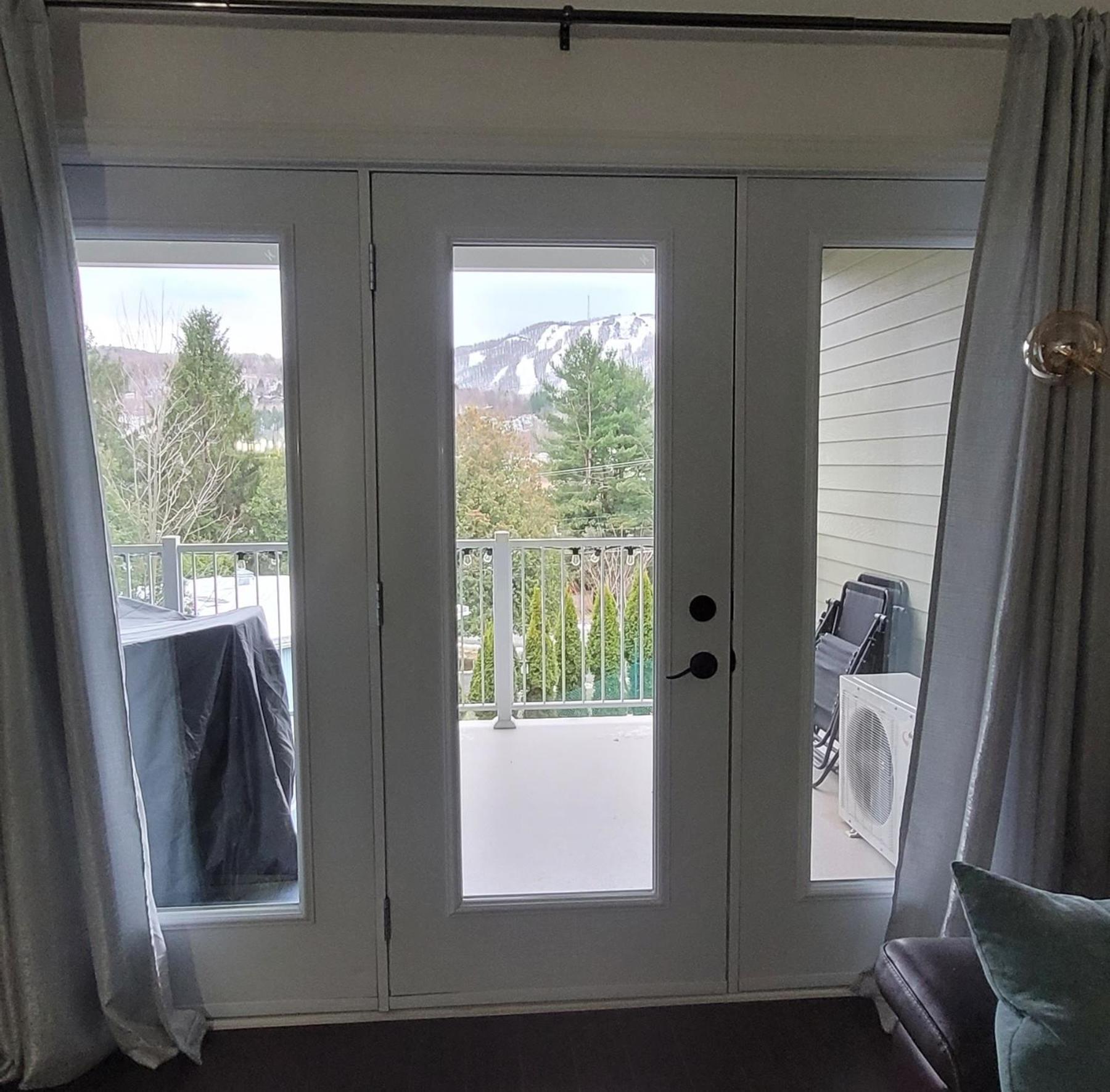 Superbe condo - Navette de Ski Gratuite #202