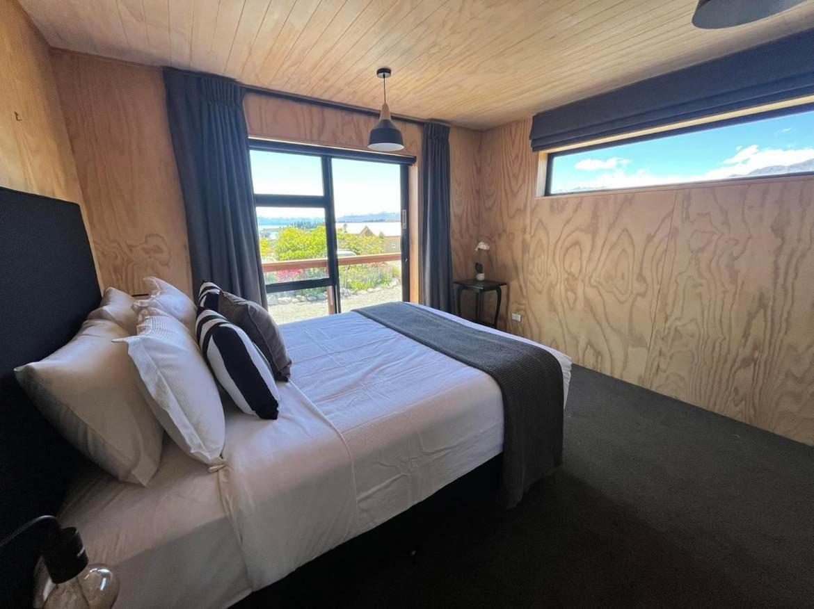 Wayfarers Lodge view 2