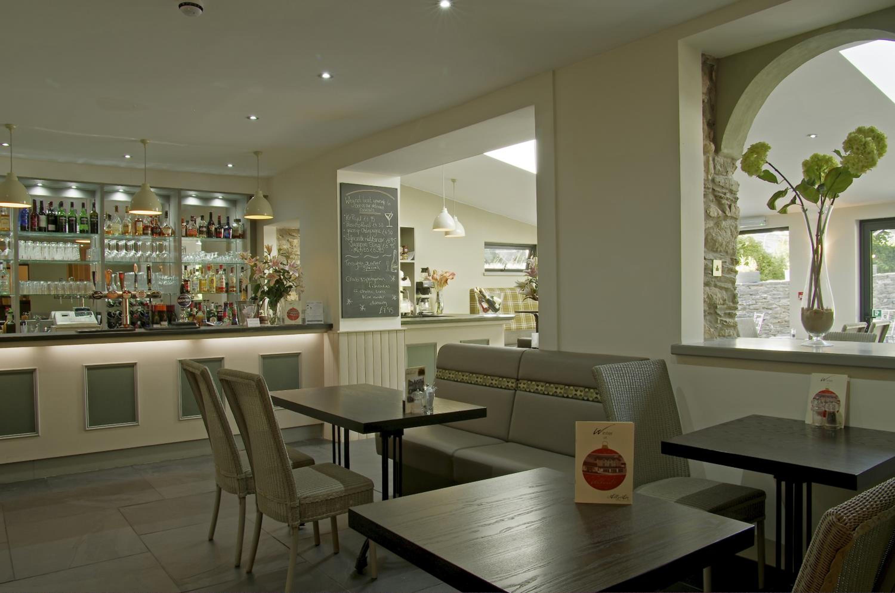 Wolfscastle Country Hotel