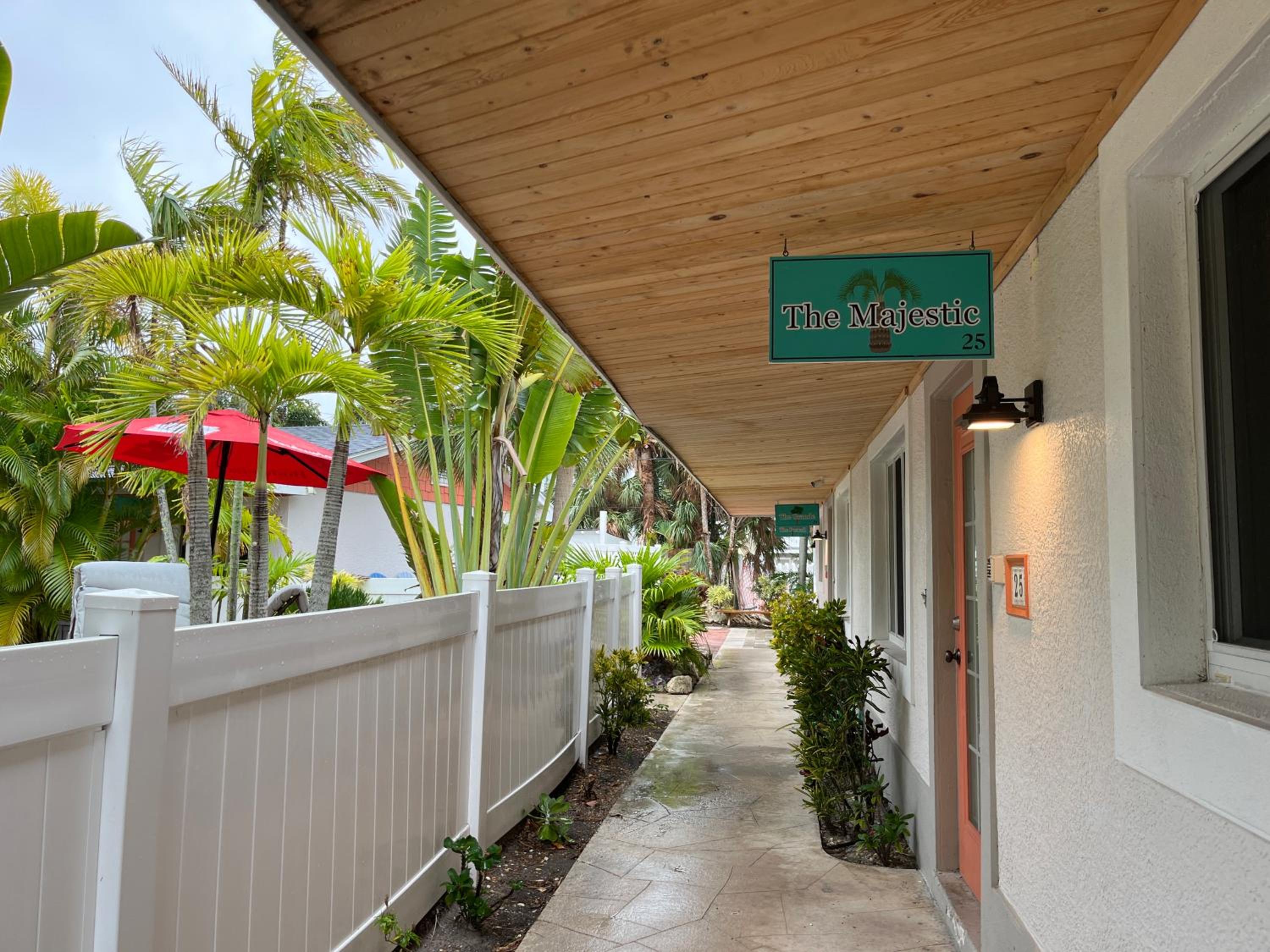 An Island Getaway at Palm Tree Villas
