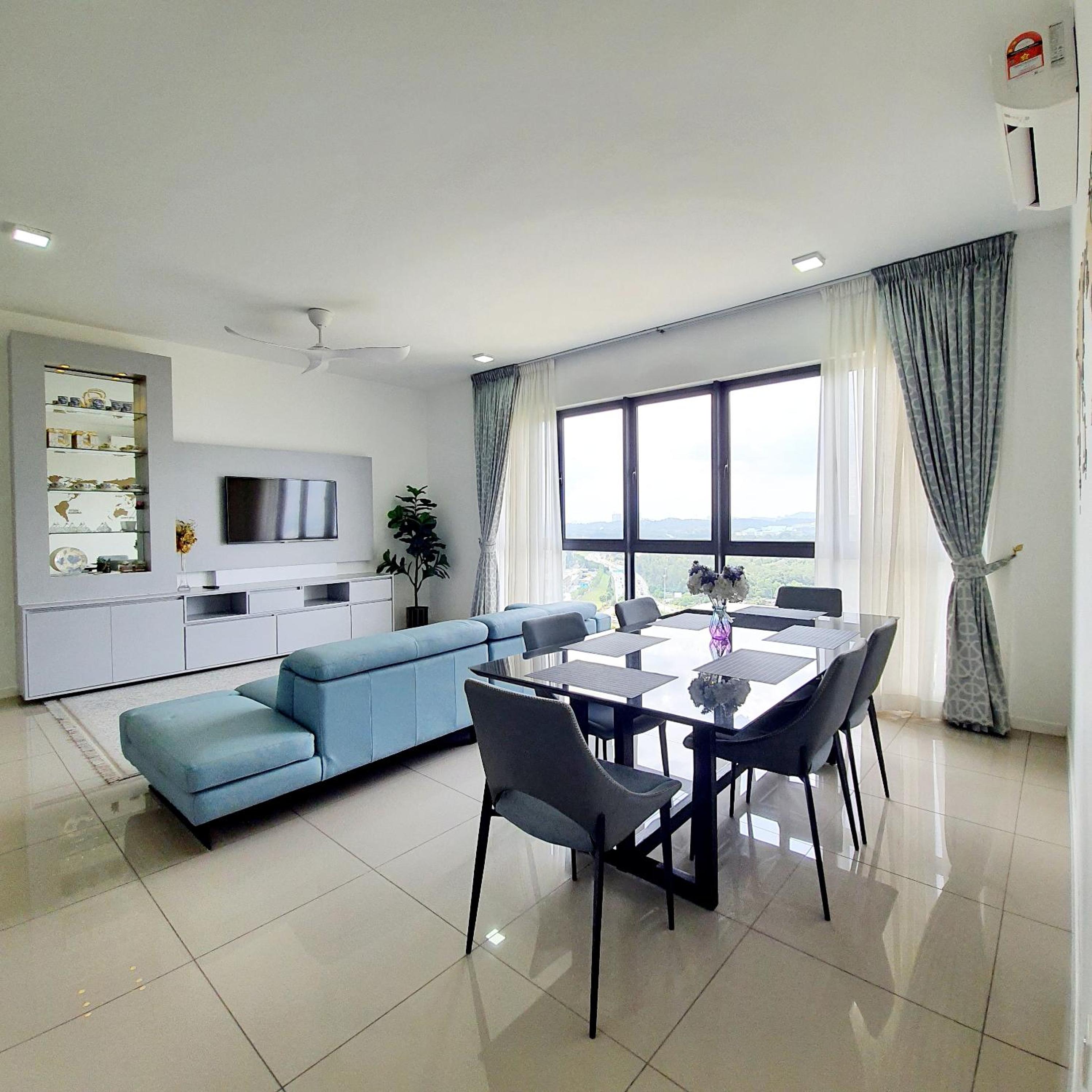 The Glass Homestay Putrajaya photo 8