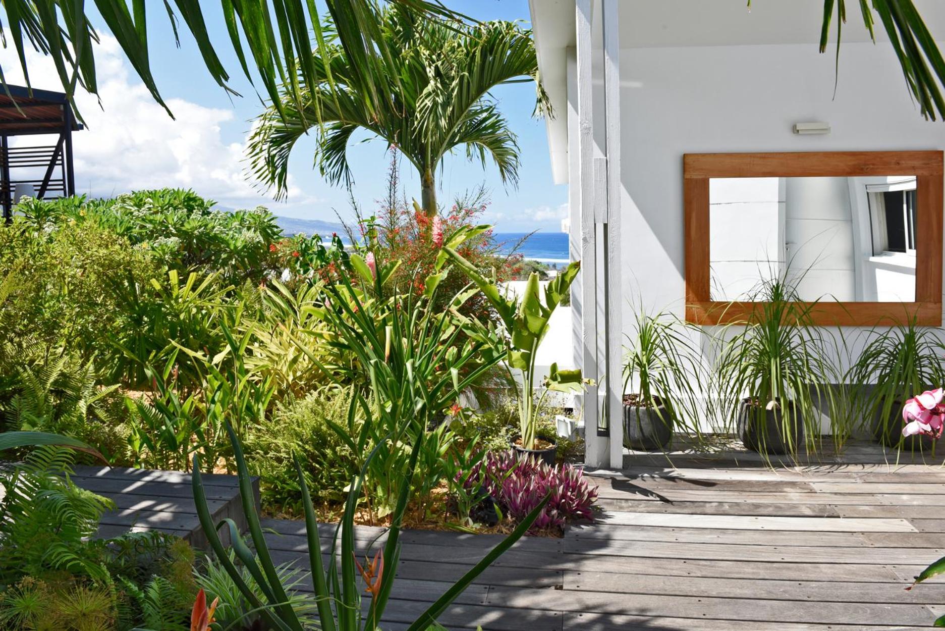 Vue exceptionnelle sur le lagon, sunsets magiques - Isleda Villas - 5* view 5