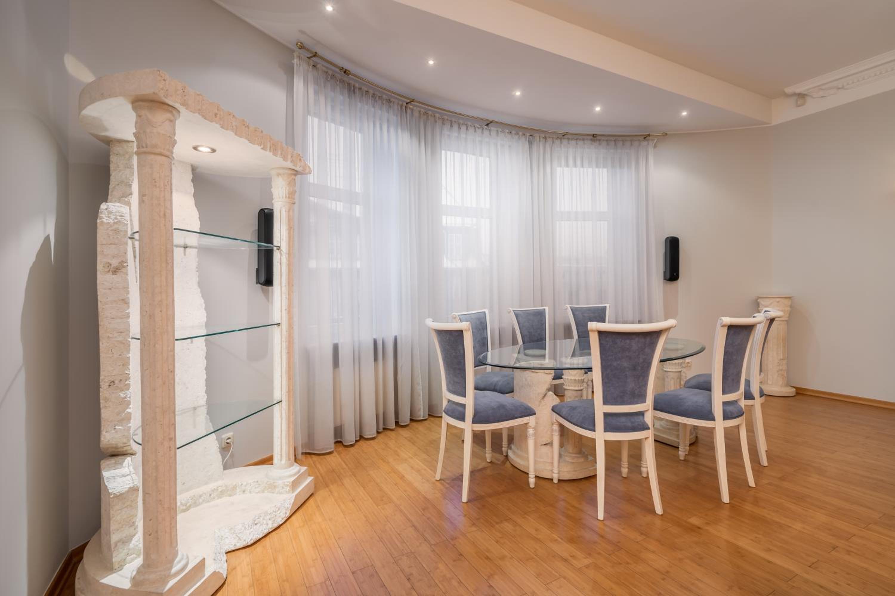 Pulkveza Brieza 7 street two bedroom residence view 4