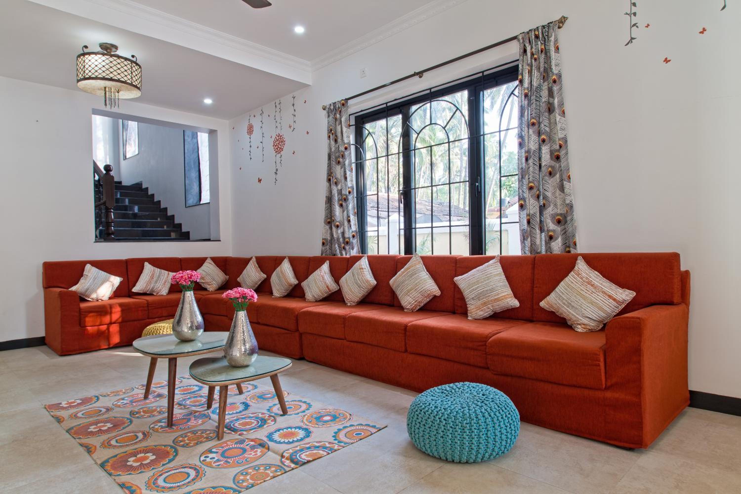 Private Luxury Home With Spacious Design view 4