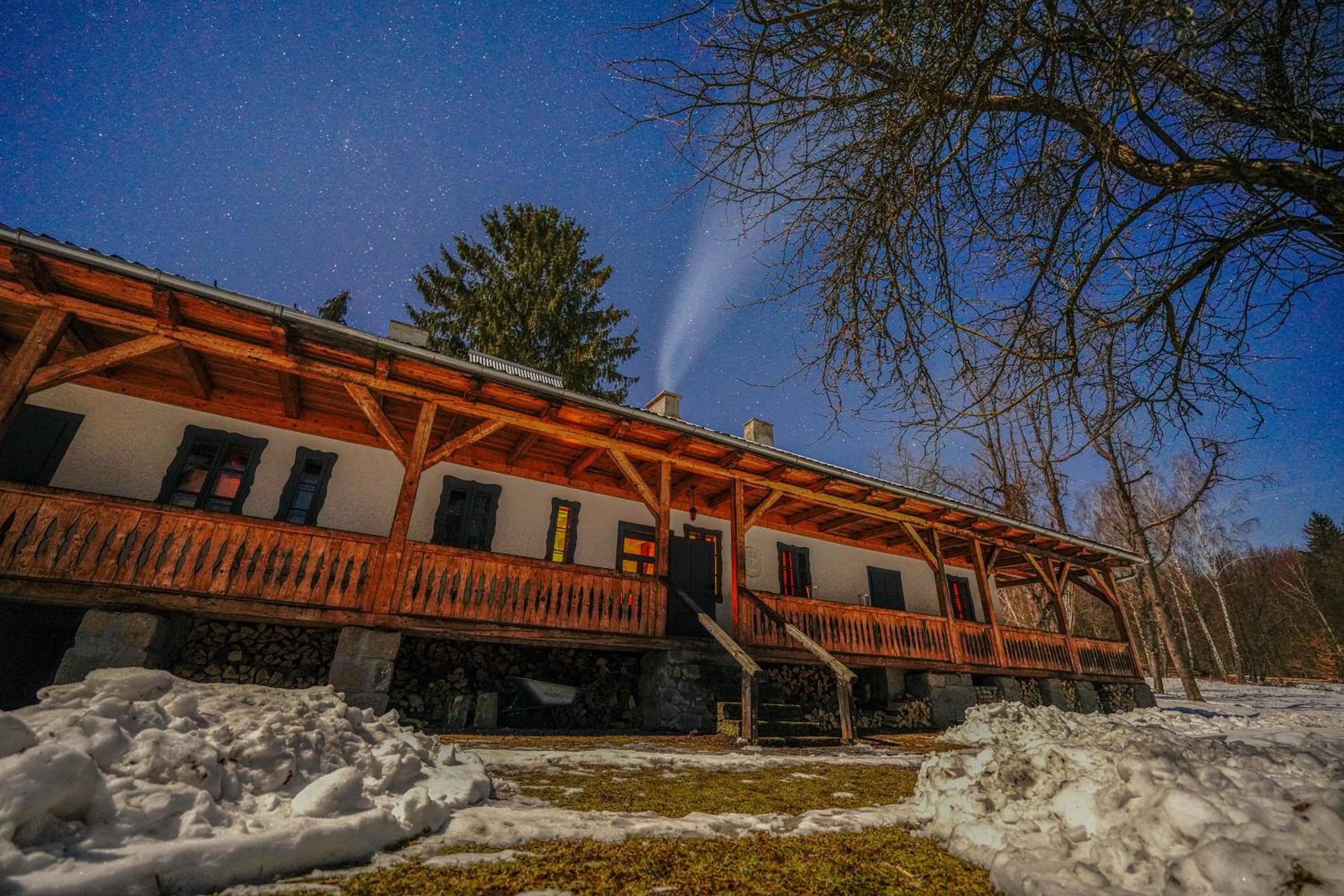 Hotel Dobrica Hunting Lodge - Image 1