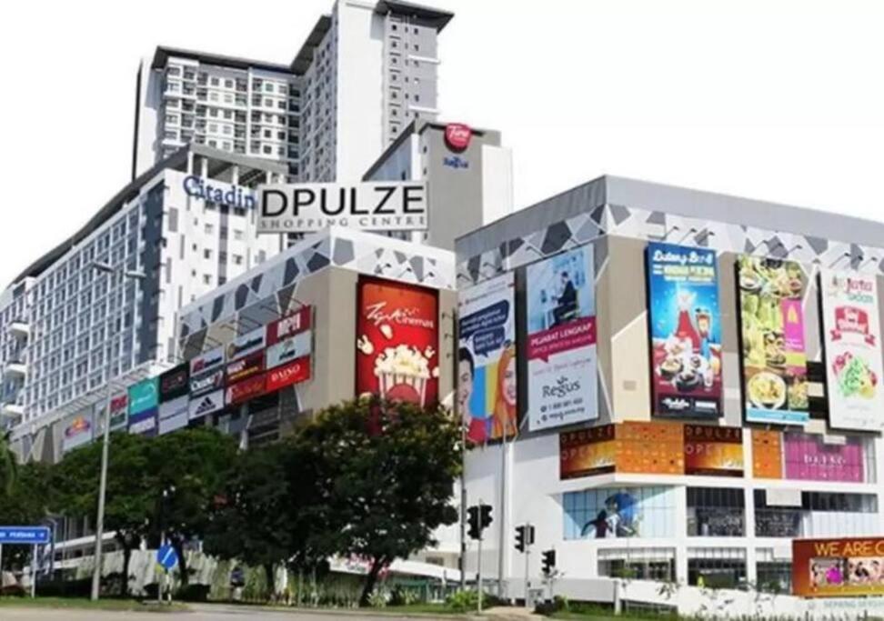 Cats' Kingdom SOHO-Dpulze Cyberjaya, Fit 5pax