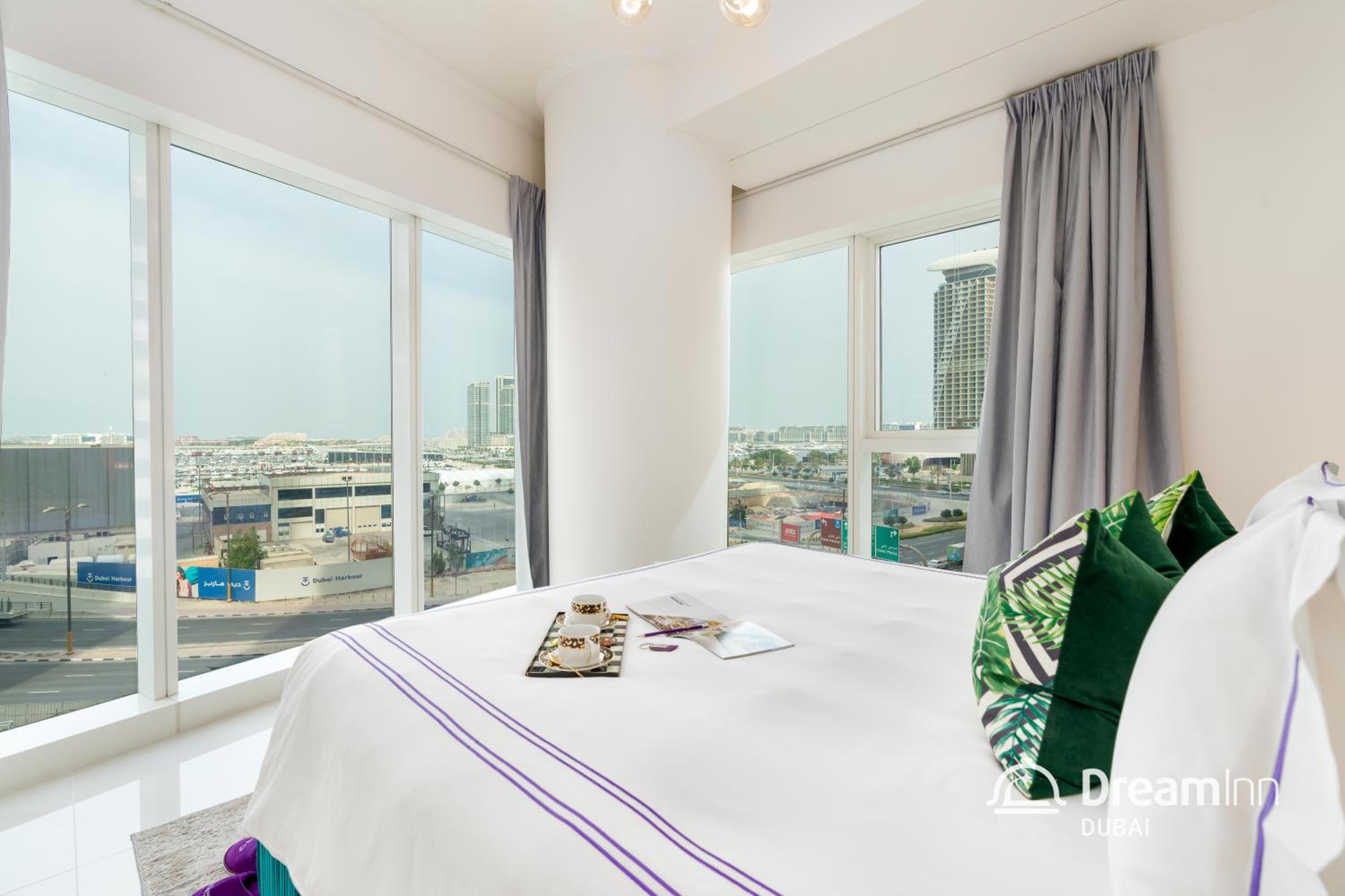 Dream Inn Dubai - Damac Heights Marina