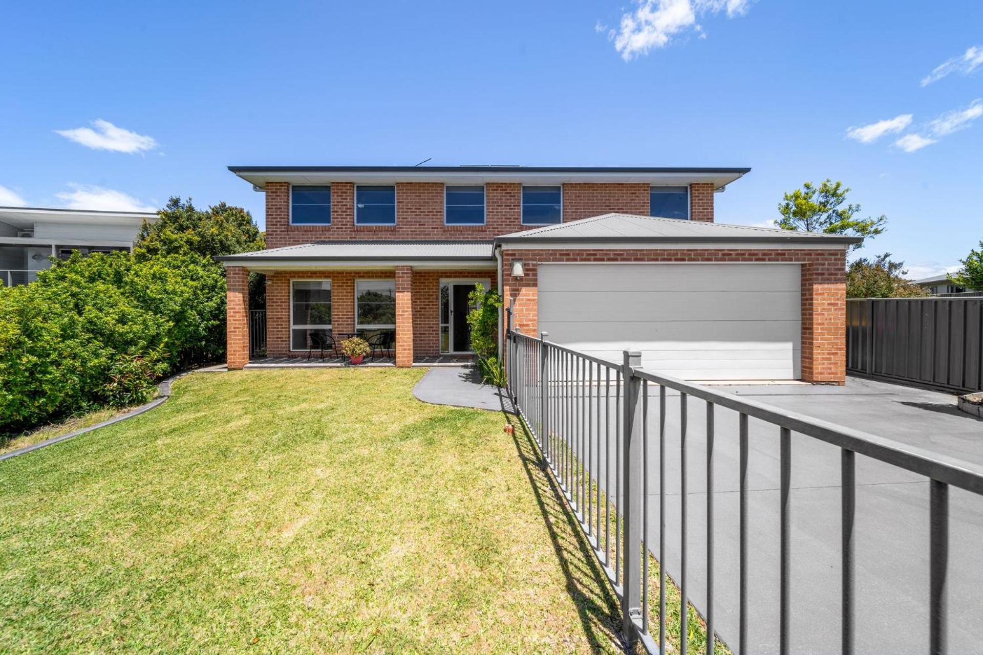Amalena by the sea - Vincentia 5BR home with pool