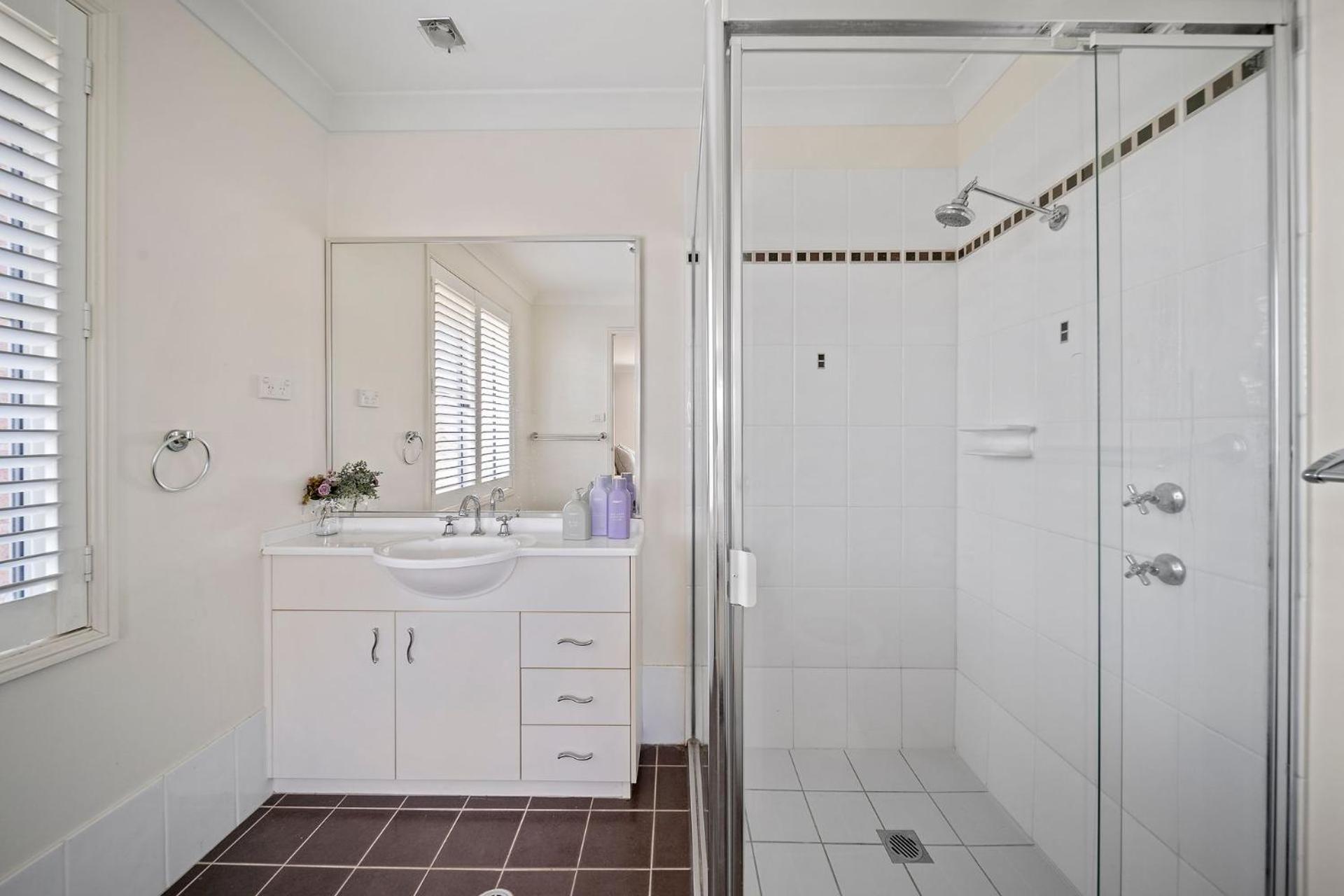Amalena by the sea - Vincentia 5BR home with pool
