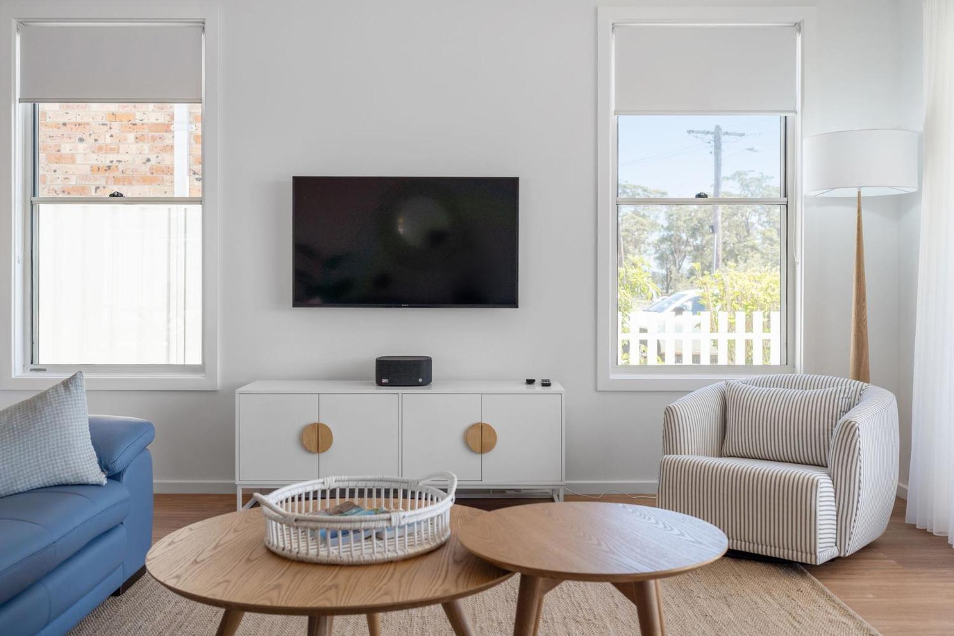 Myuna - beachfront pet-friendly coastal escape