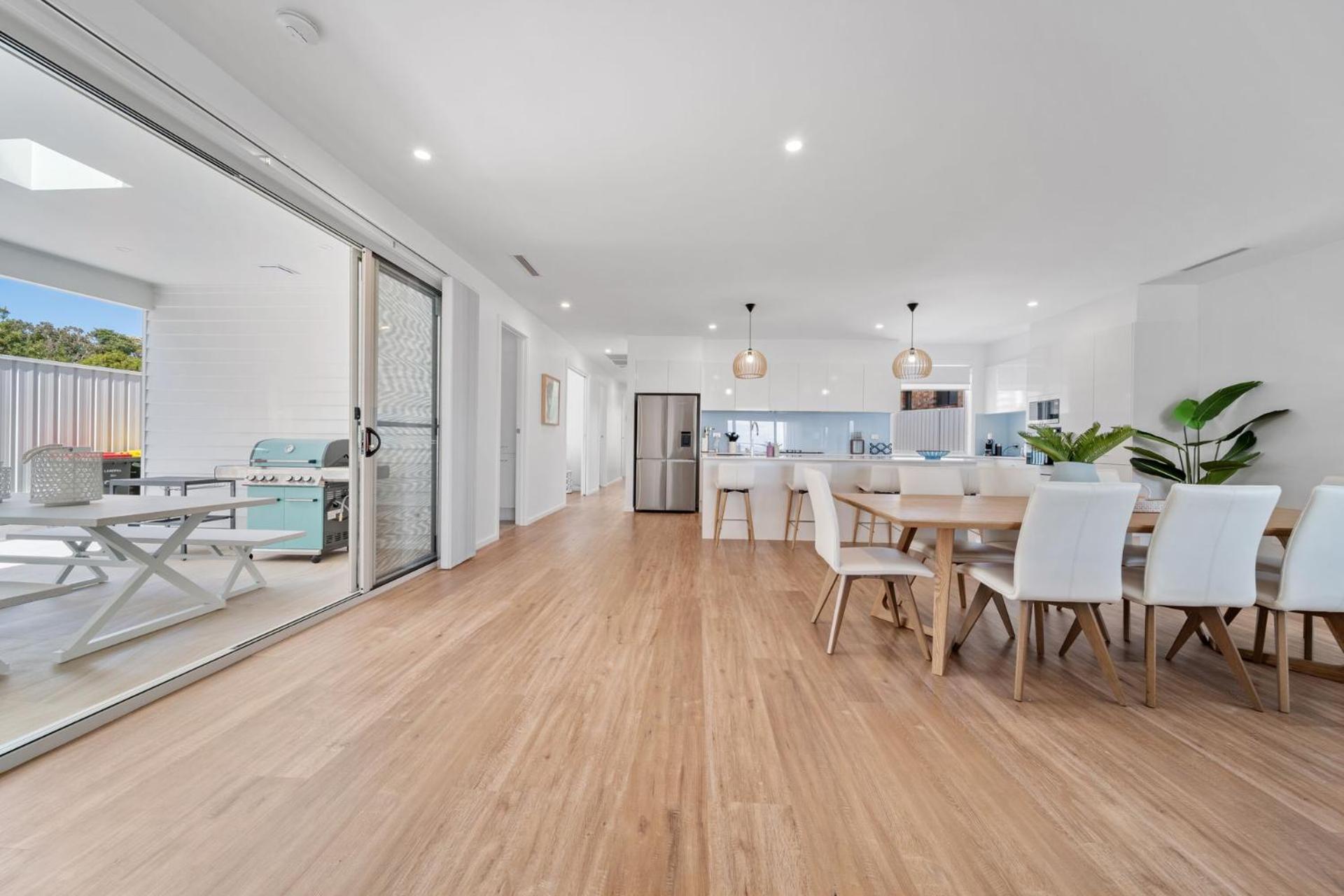 Myuna - beachfront pet-friendly coastal escape