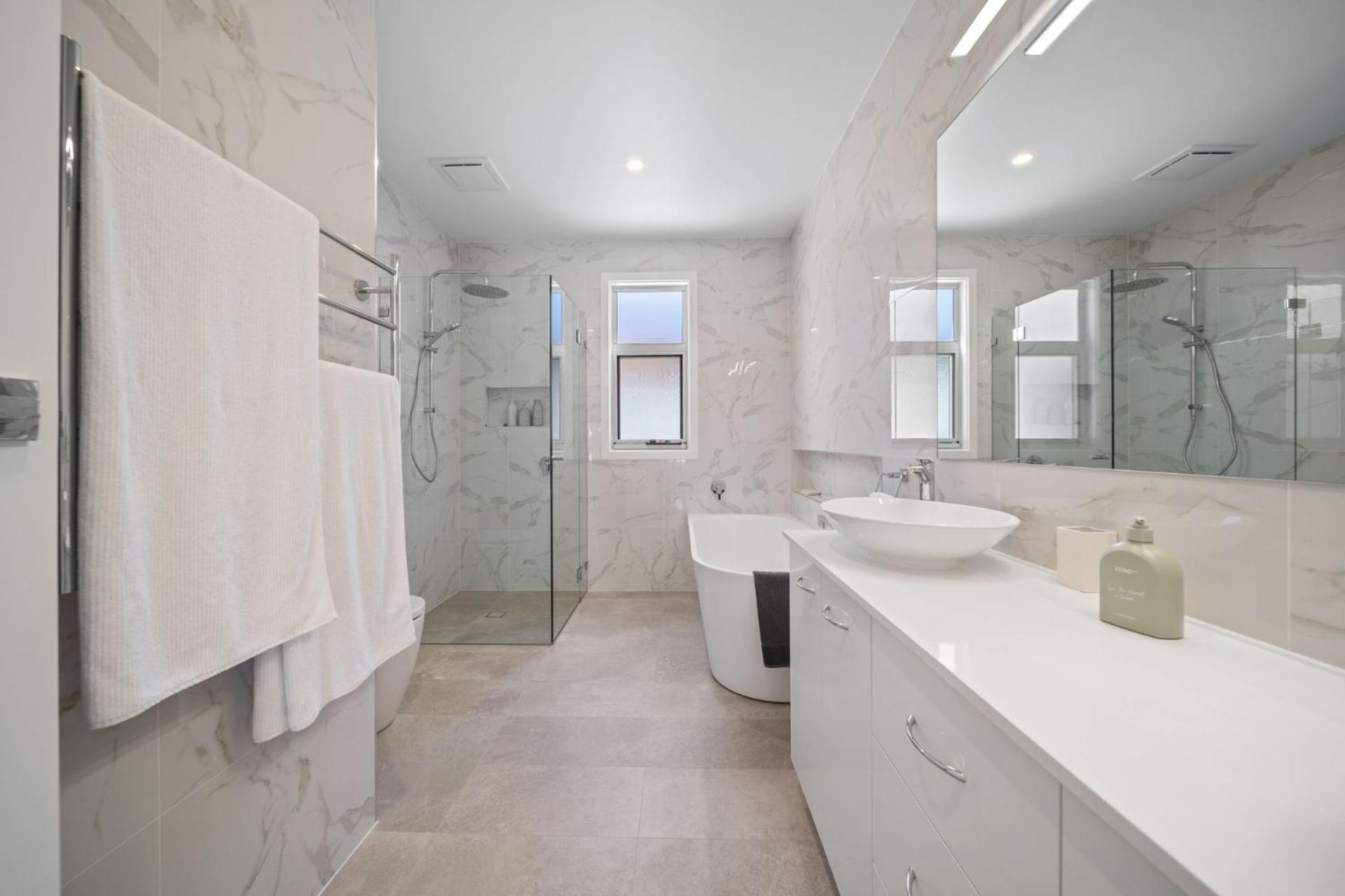Myuna - beachfront pet-friendly coastal escape