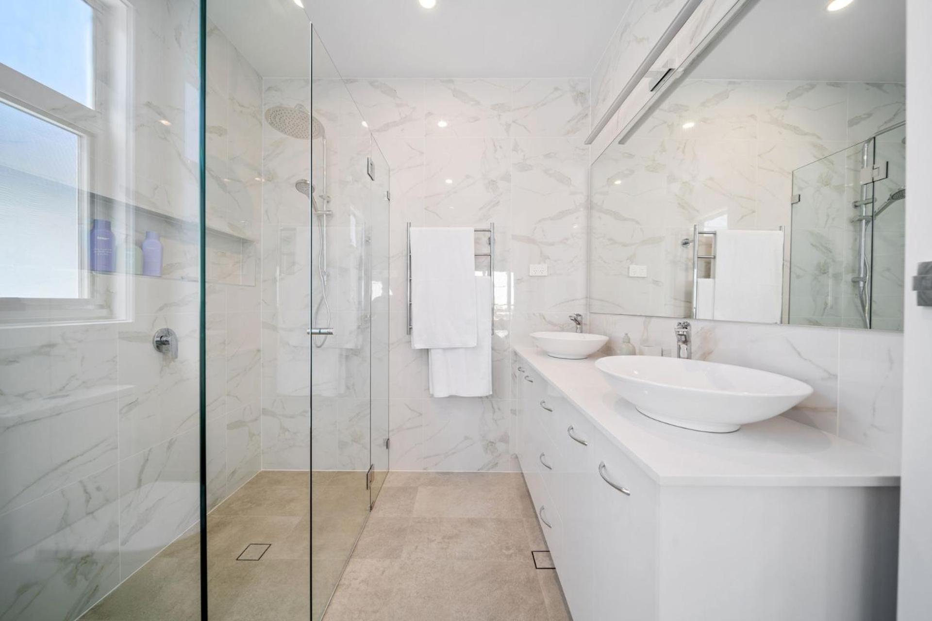 Myuna - beachfront pet-friendly coastal escape