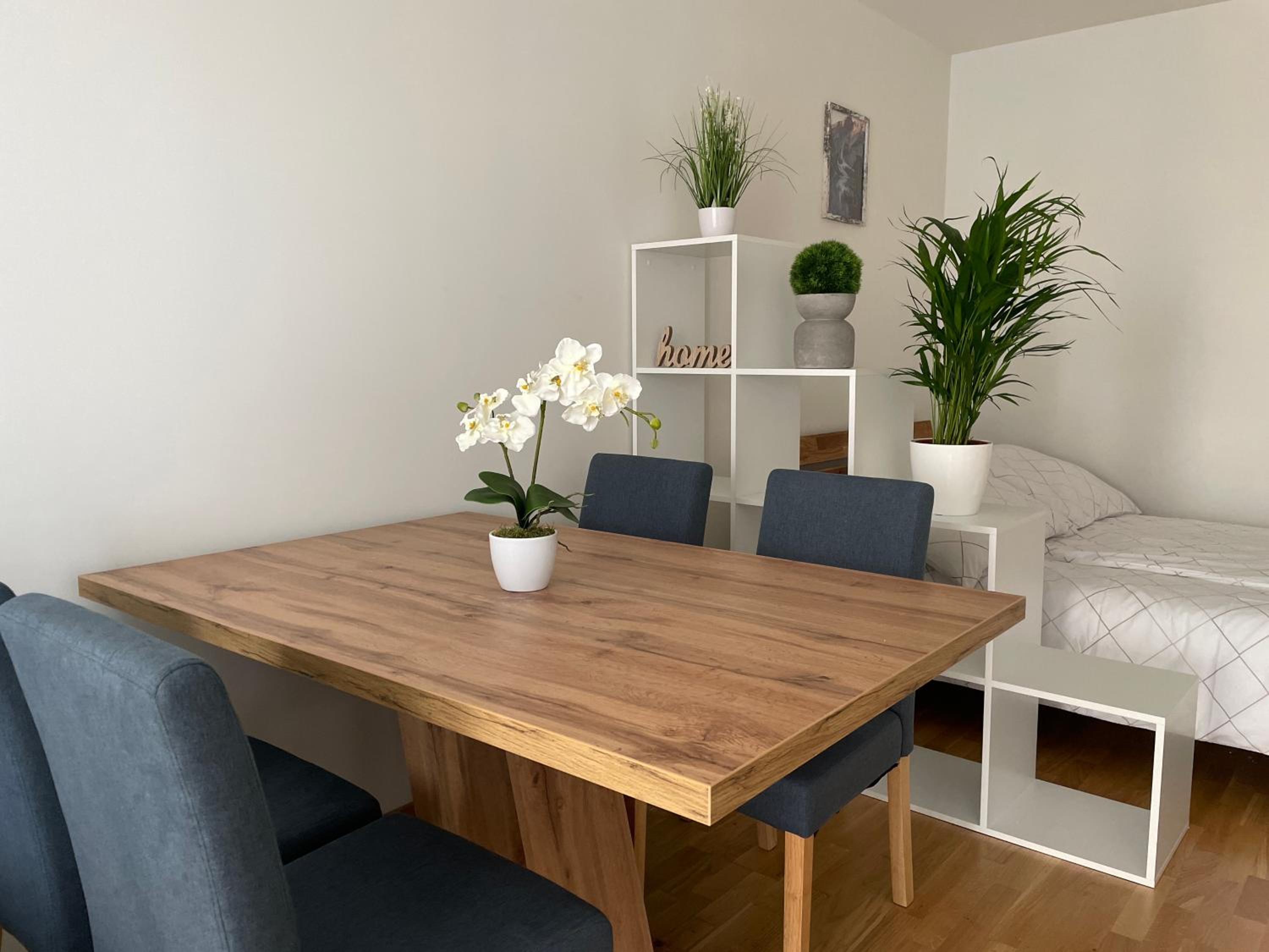 55 m2 Stylish Apartment with Balcony and Netflix