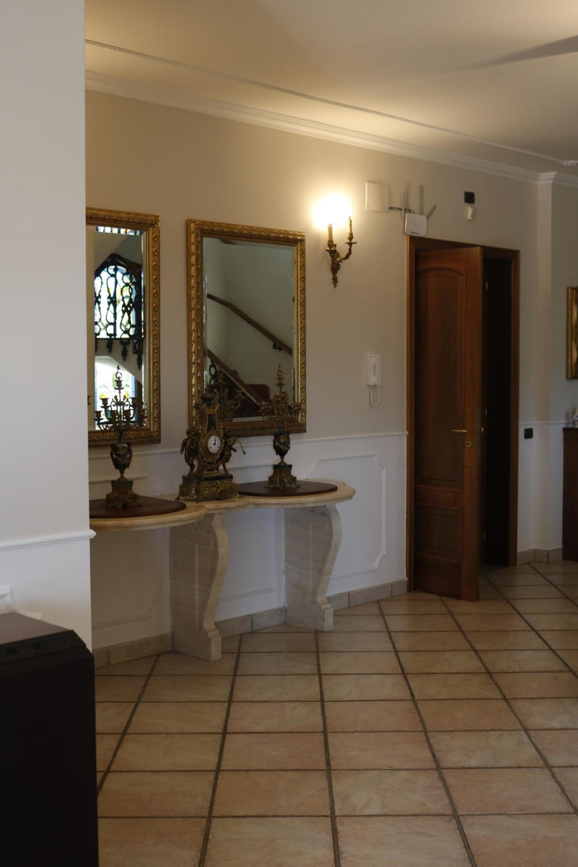 Photo 46