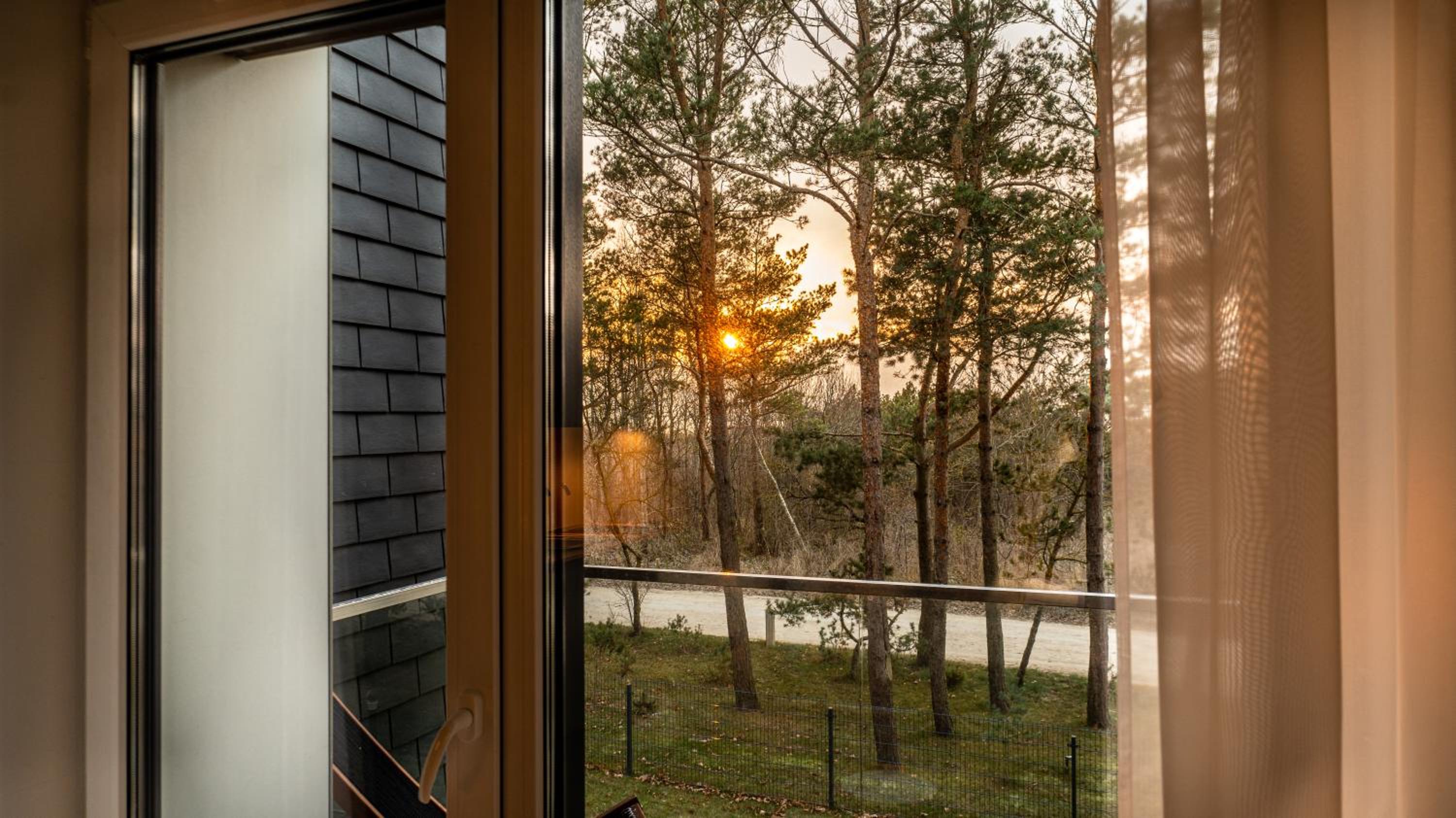 SEAVIEW - A Special Place For Two