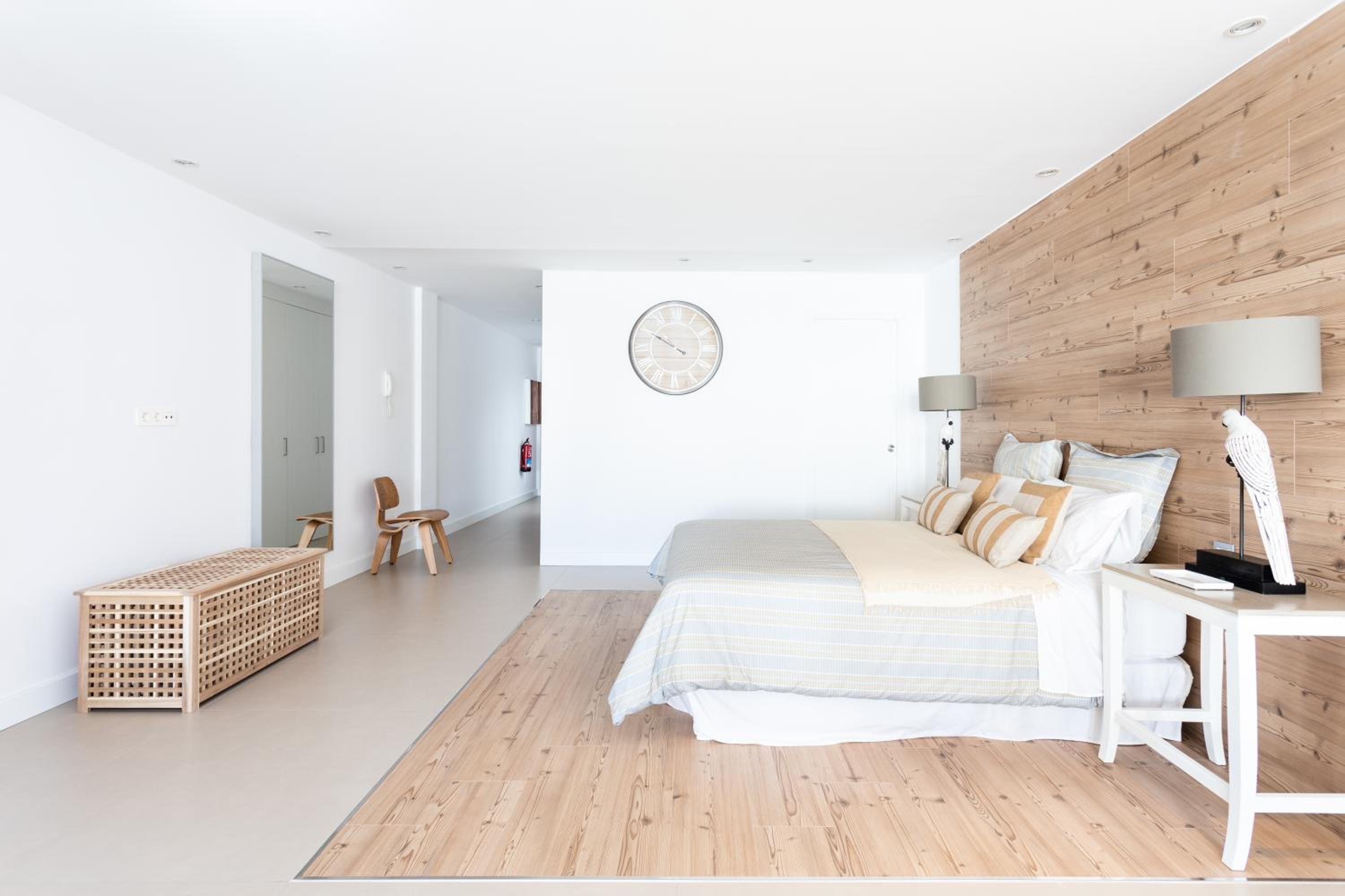 Rooms & Suites Loft 2G - Central Arrecife, Lanzarote - Free Parking view 4